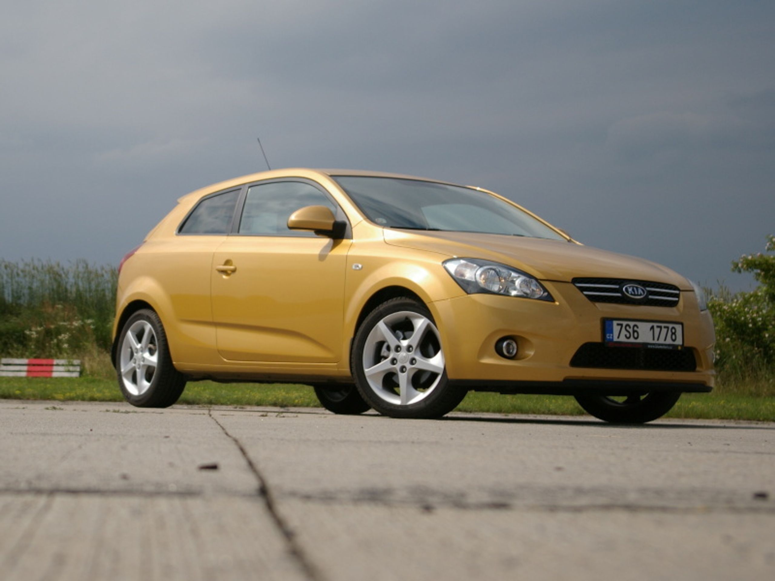 Kia pro_cee´d - GALERIE Kia pro_cee´d (1/9)