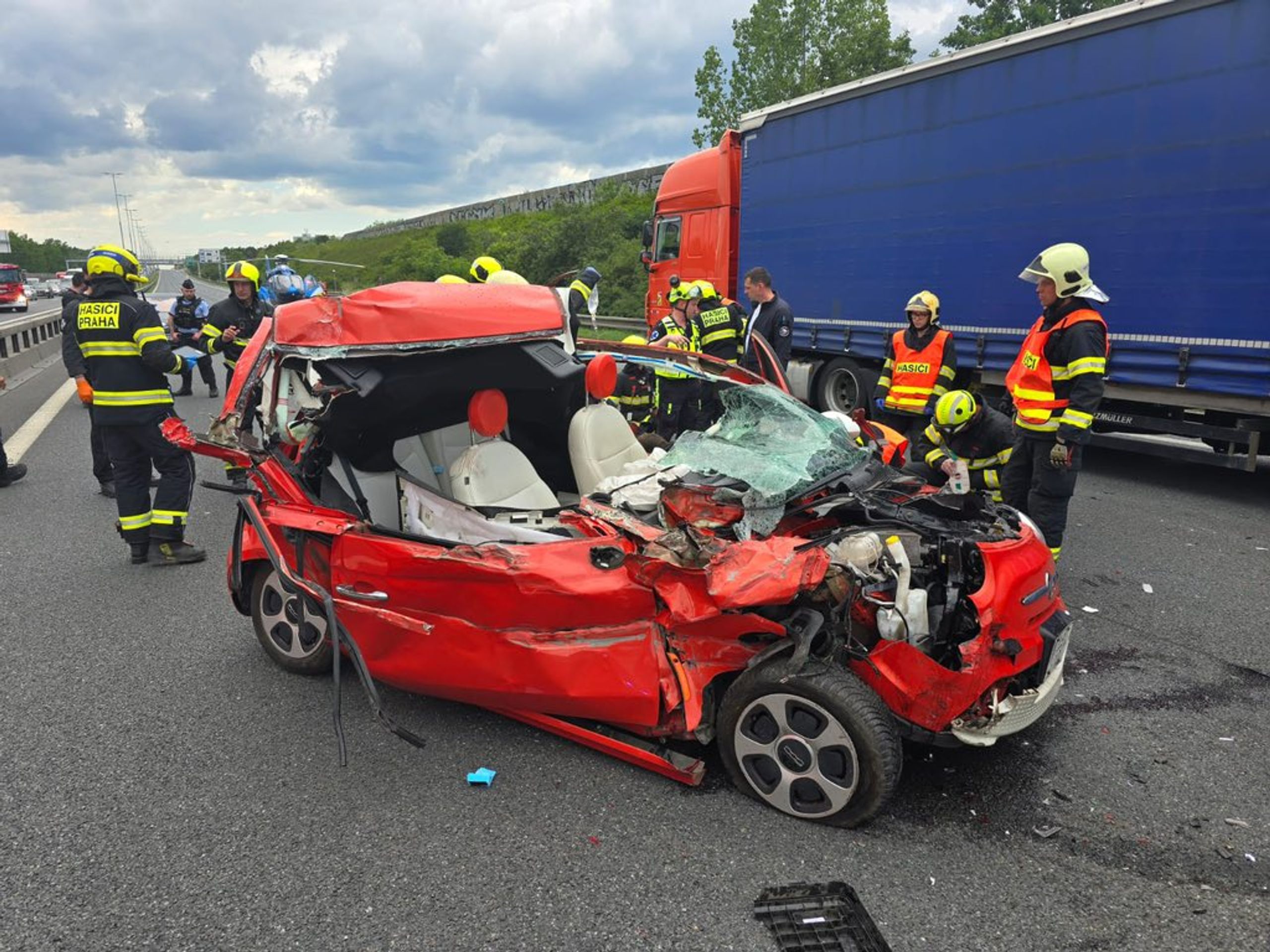 Vážná dopravní nehoda na D1 u Újezdu u Průhonic (2) - Dopravní nehoda na D1 (5/5)