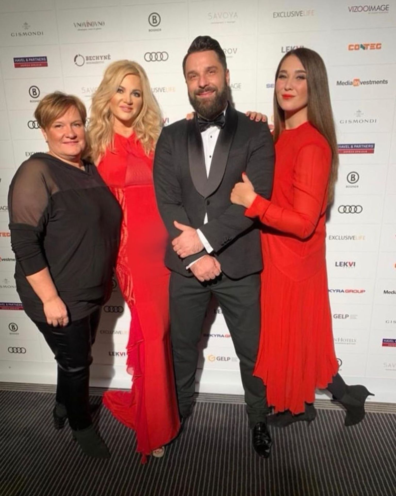 Monika Babišová na párty ve stylu Jamese Bonda - 2 - GALERIE: Monika Babišová na párty ve Špindlerově Mlýně (2/5)