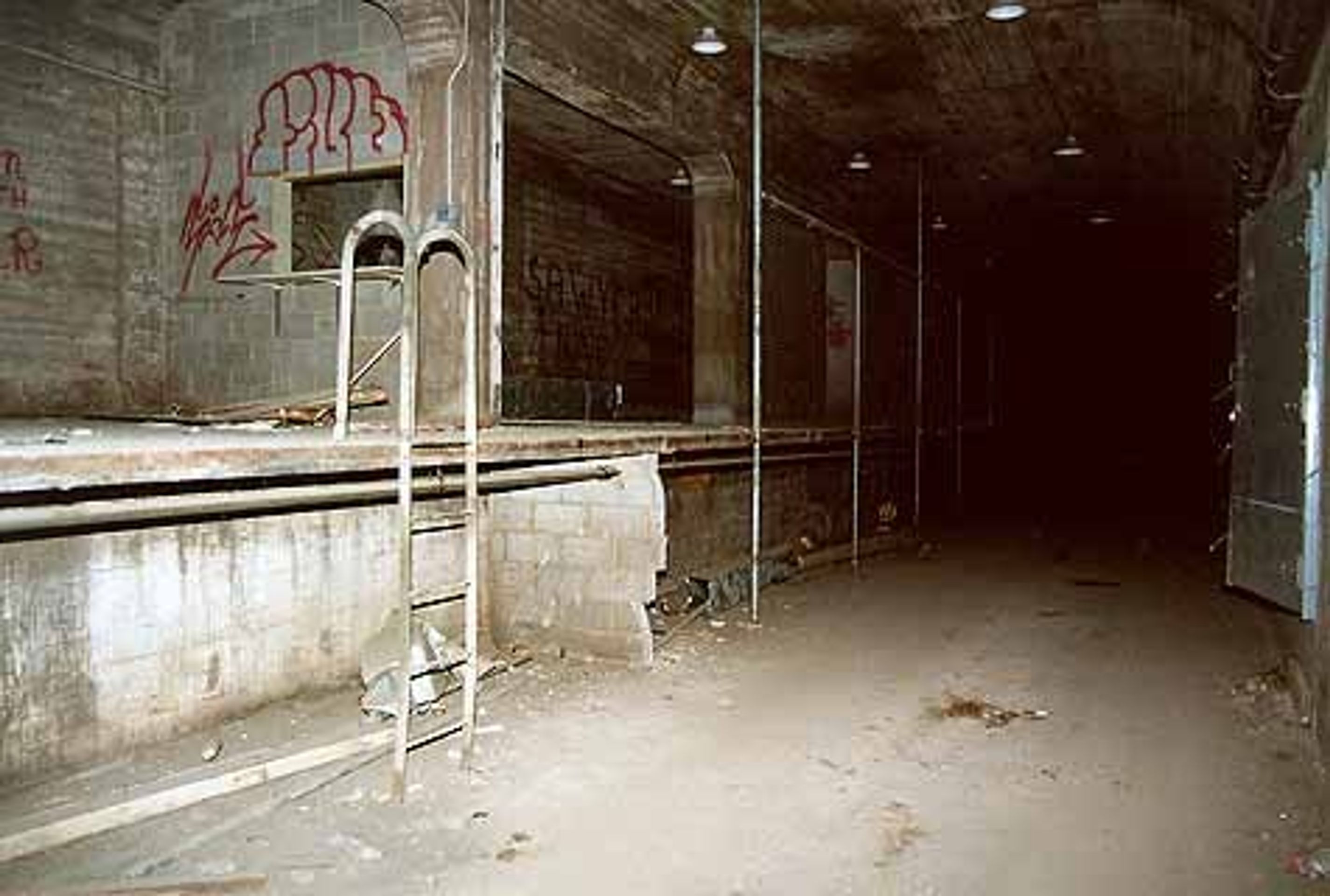 Opuštěné metro - 7 - GALERIE: Opuštěné metro (7/20)