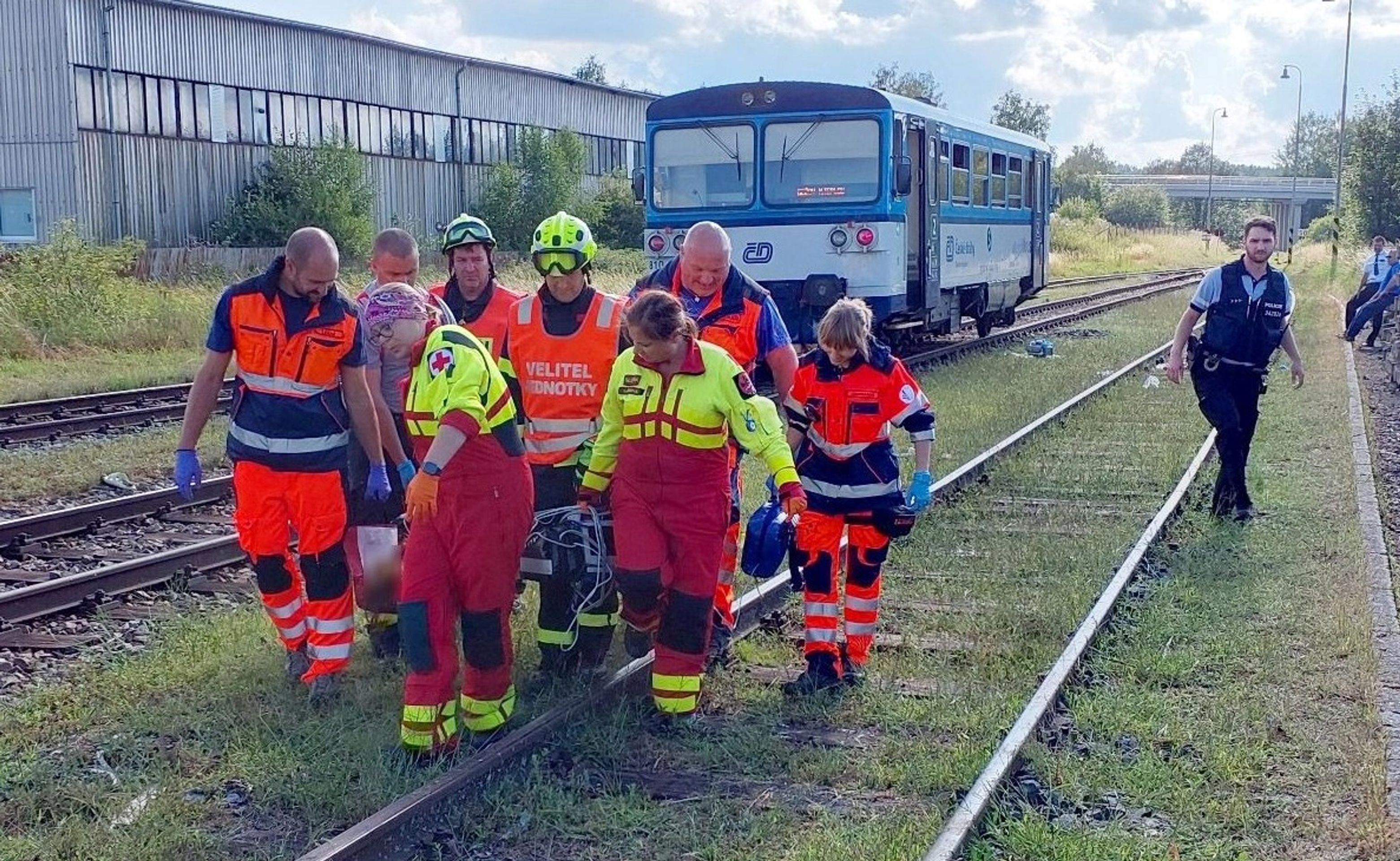 Dvě ženy skončily pod koly vlaků - Dvě ženy skončily pod koly vlaků (4/4)