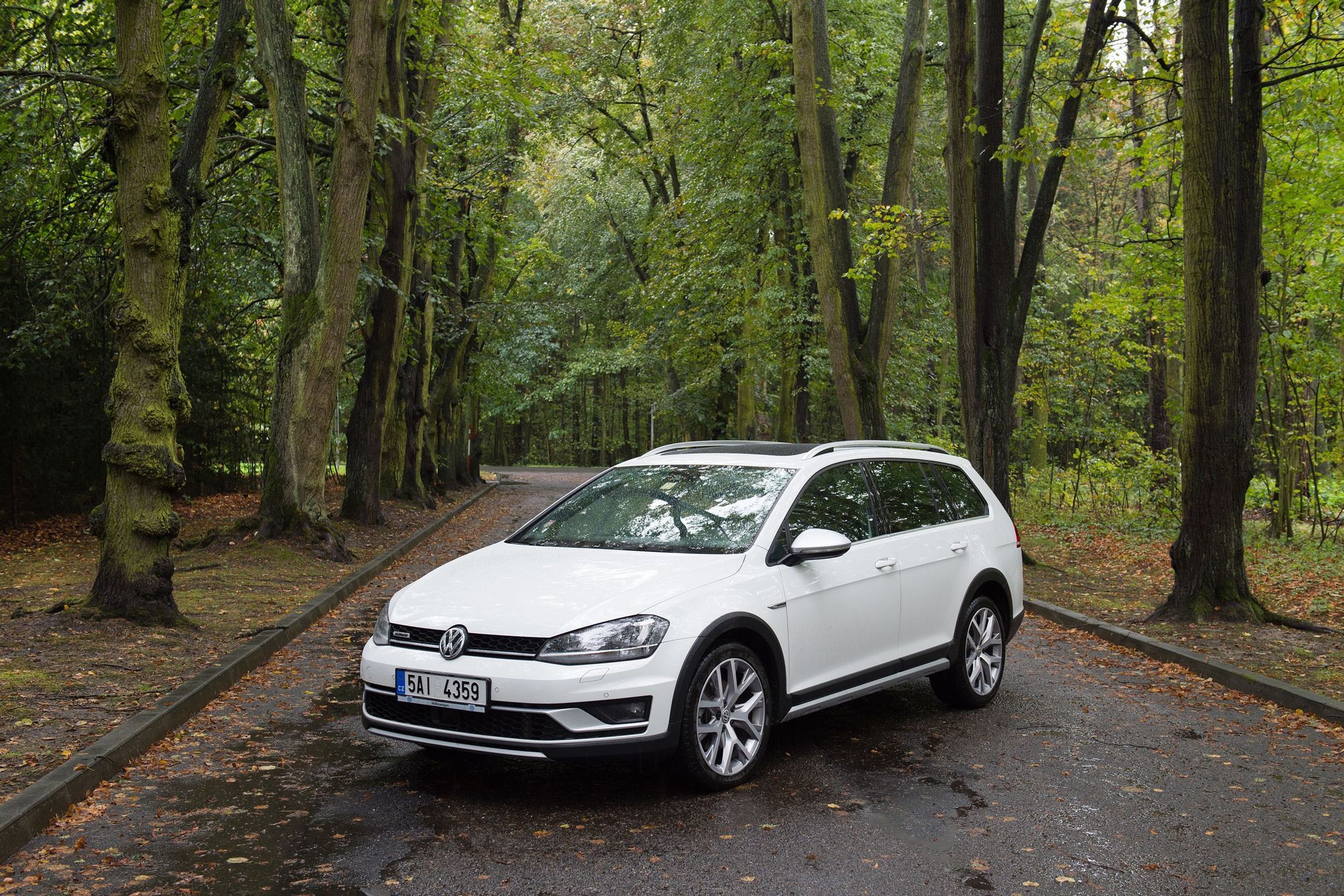 Volkswagen Golf Alltrack - 10 - GALERIE: Volkswagen Golf Alltrack (4/13)