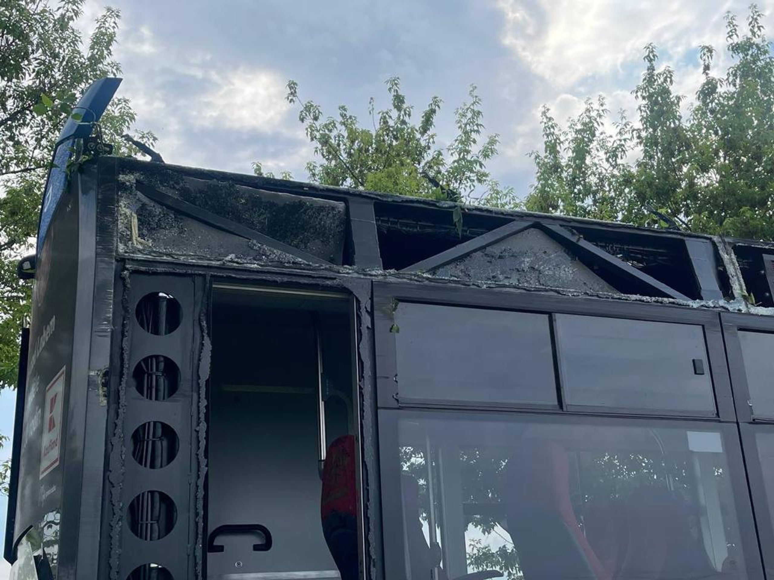 Nehoda autobusu v Dřevčicích - Nehoda autobusu v Dřevčicích (5/9)
