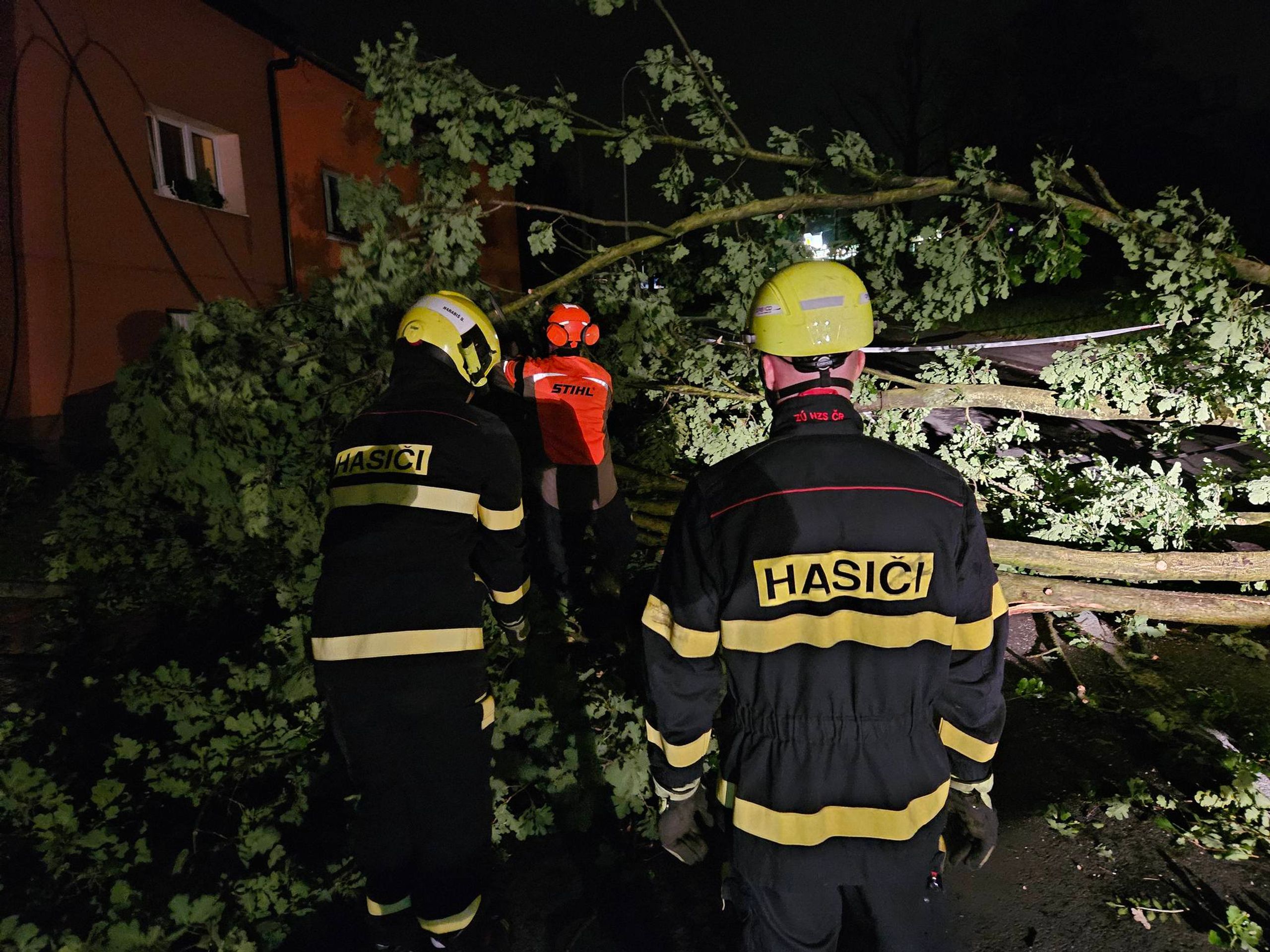 Následky bouře ve městě Hlučín (2) - Následky bouřek (2/29)