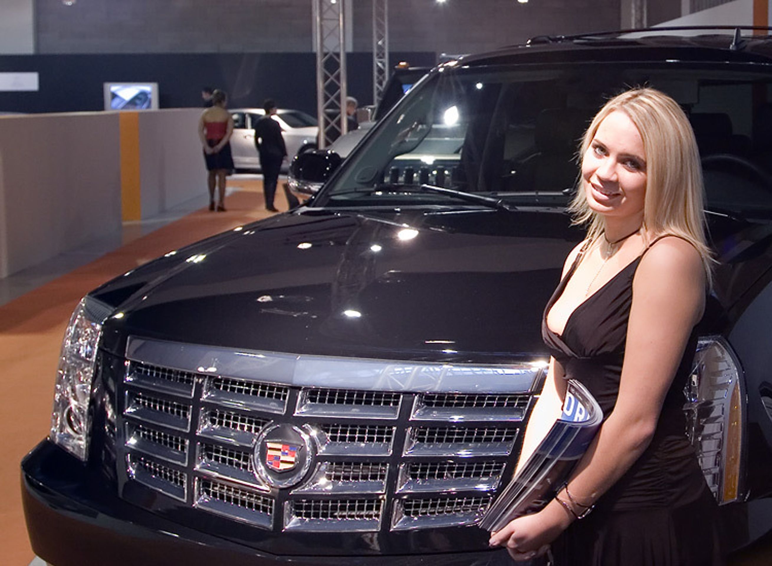 Cadillac new Escalade - Sáhněte si na luxusní bouráky (4/6)