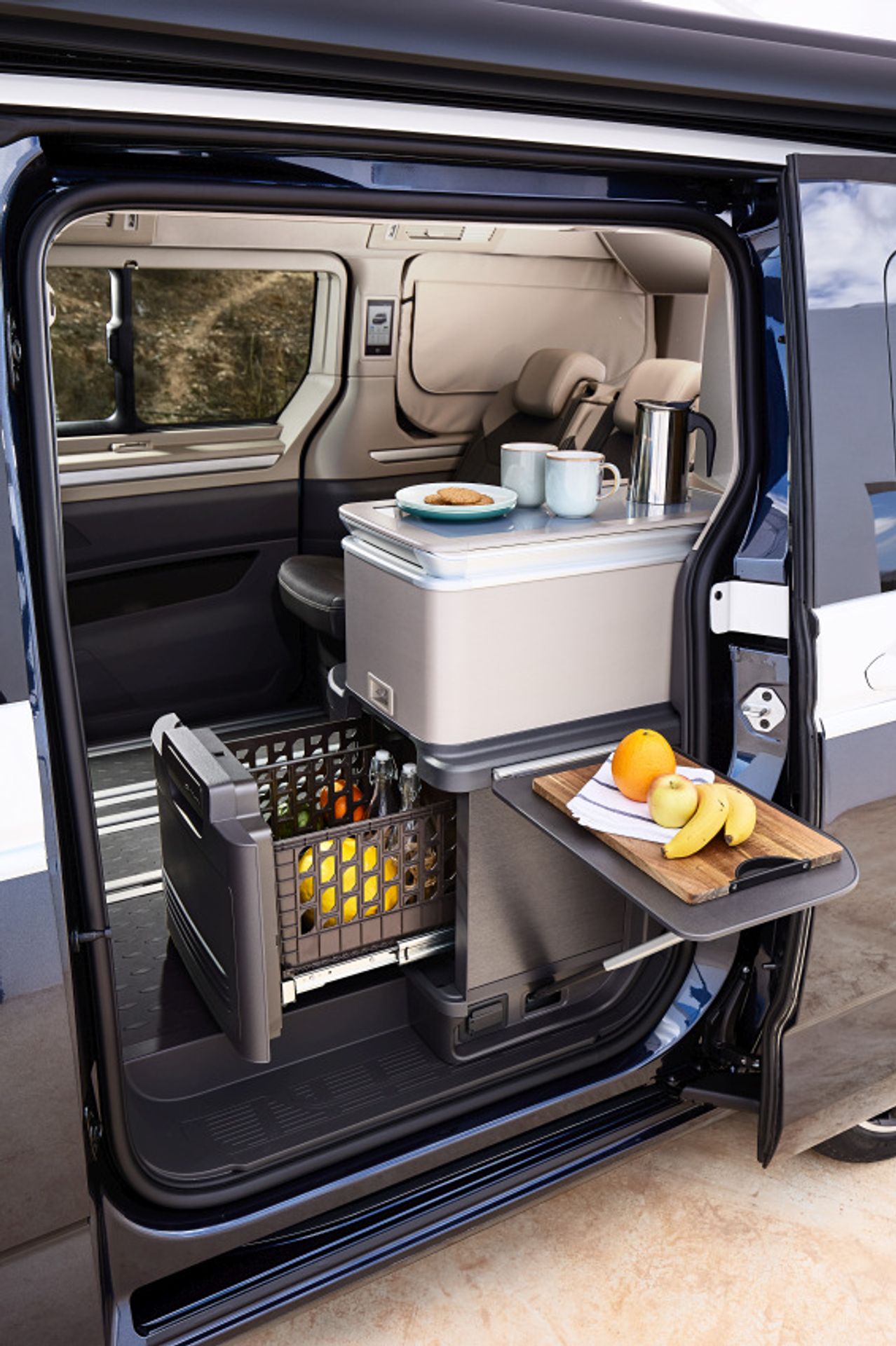 Nová California od Volkswagenu - Ikona kempovacích aut. VW California vyjíždí v nové generaci (14/15)