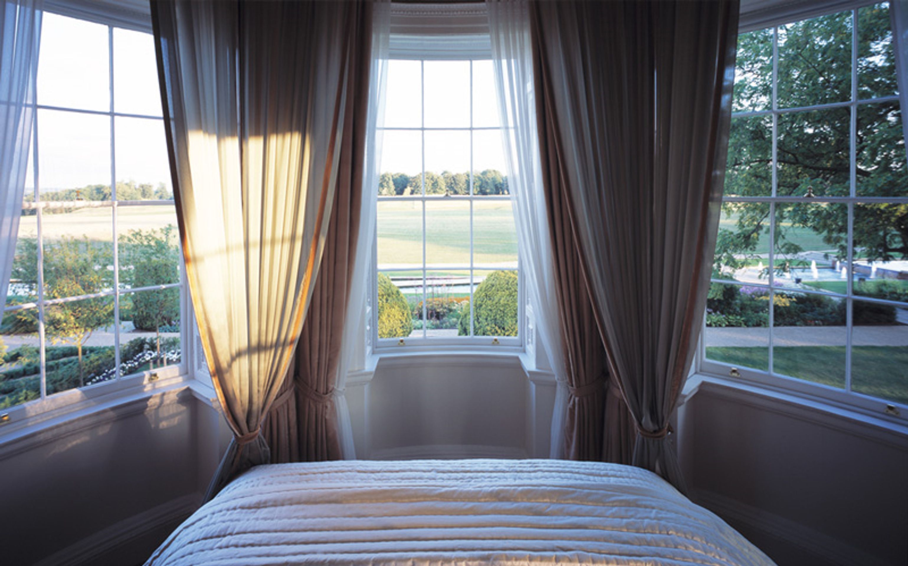 Hotel Grove - 7 - GALERIE: Hotel The Grove - místo setkání skupiny Bilderberg (5/11)