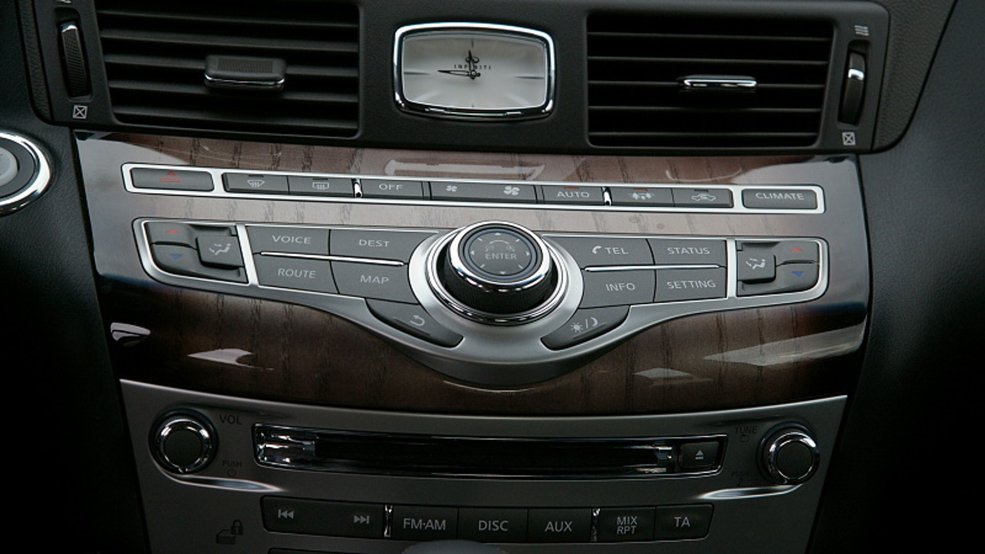 Infiniti M60d - 8 - GALERIE Infiniti M60d (8/10)