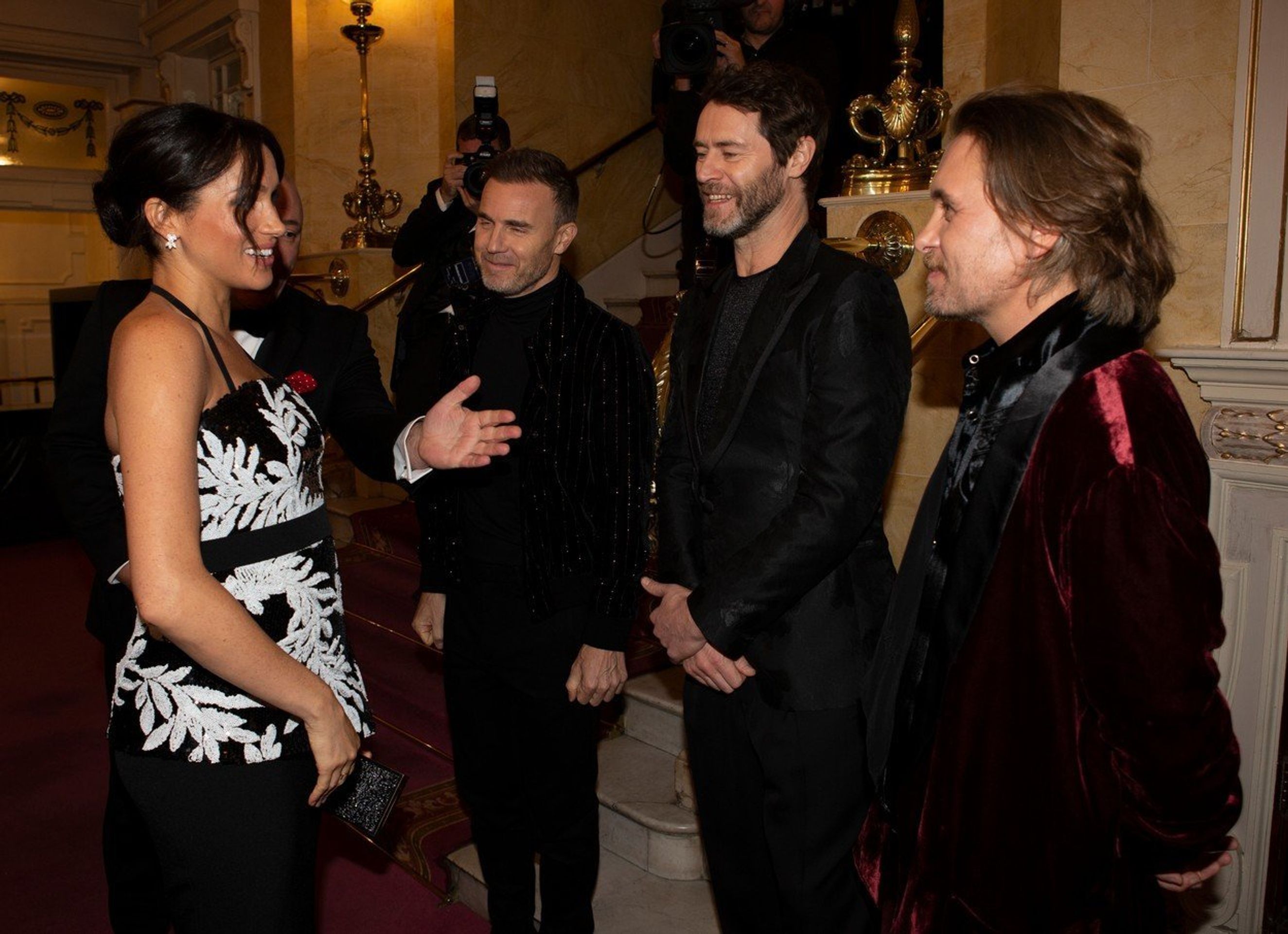 Harry a Meghan se setkali s členy kapely Take That - 1 - GALERIE: Harry a Meghan se setkali s členy kapely Take That (1/5)