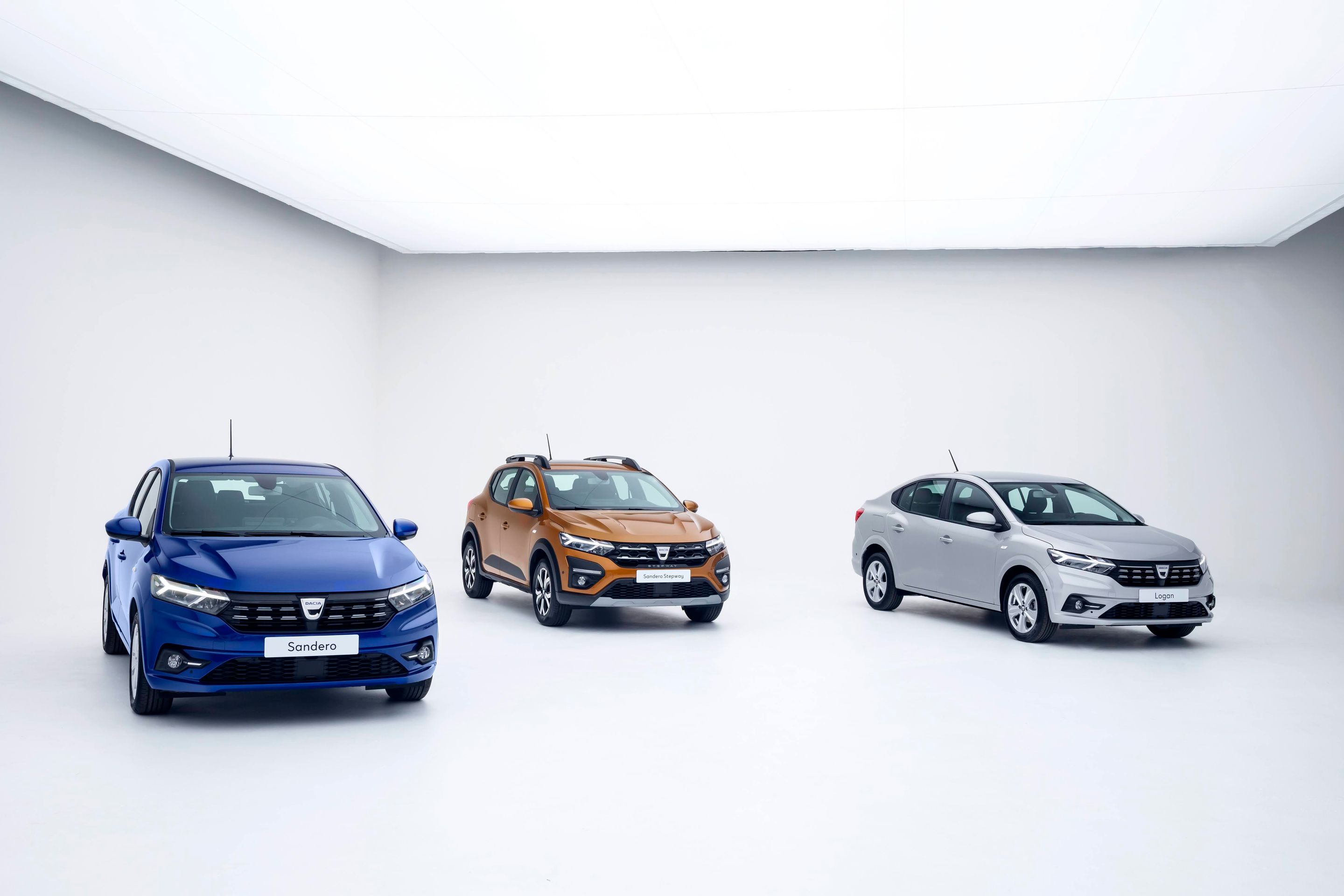 Nová generace modelů Dacia Logan, Sandero a Sandero Stepway - 32 - Fotogalerie: Dacia ukázala novou generaci tří stěžejních modelů (12/23)