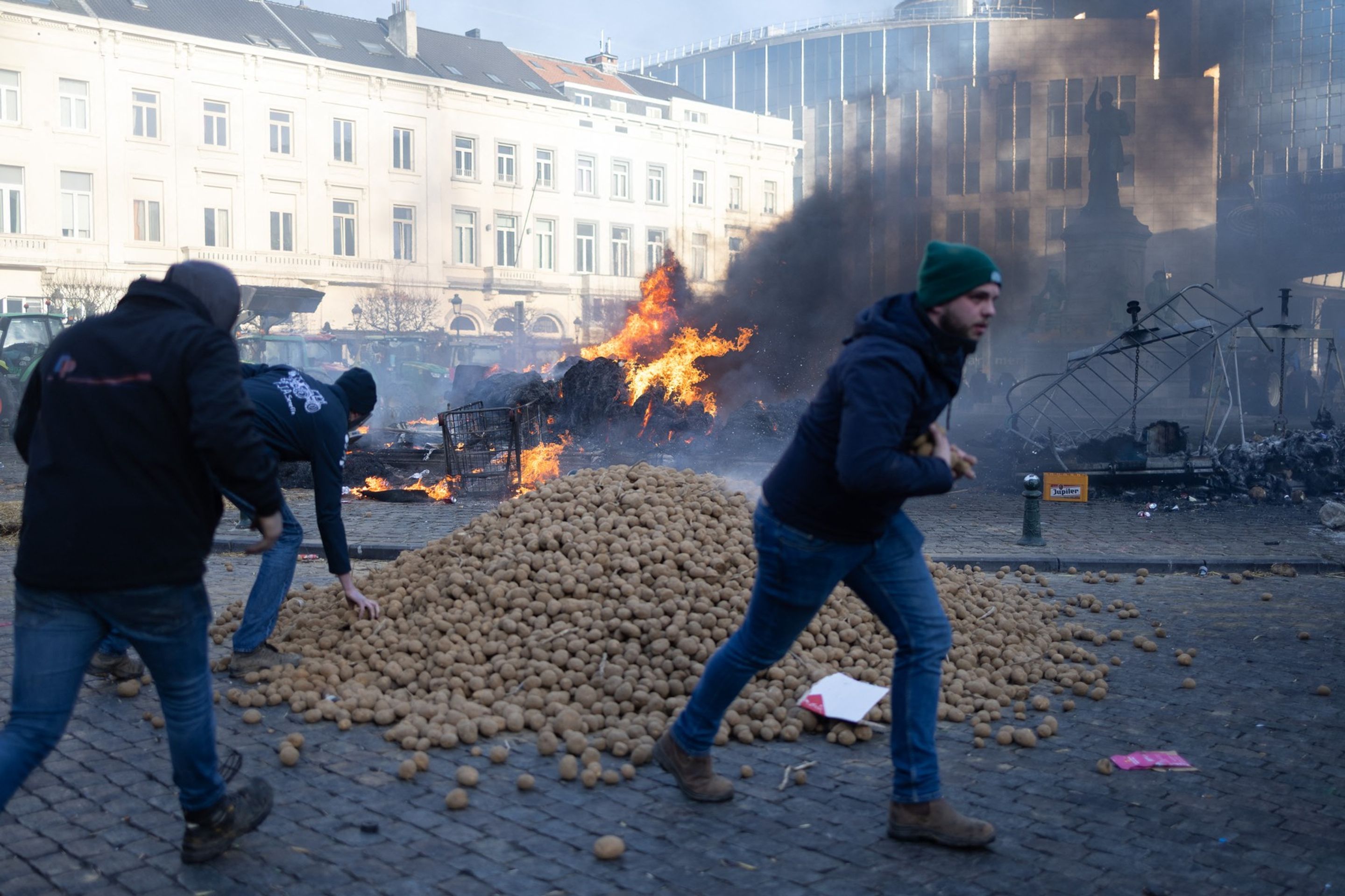 Protesty zemědělců v Bruselu - Protesty zemědělců v Bruselu (9/15)