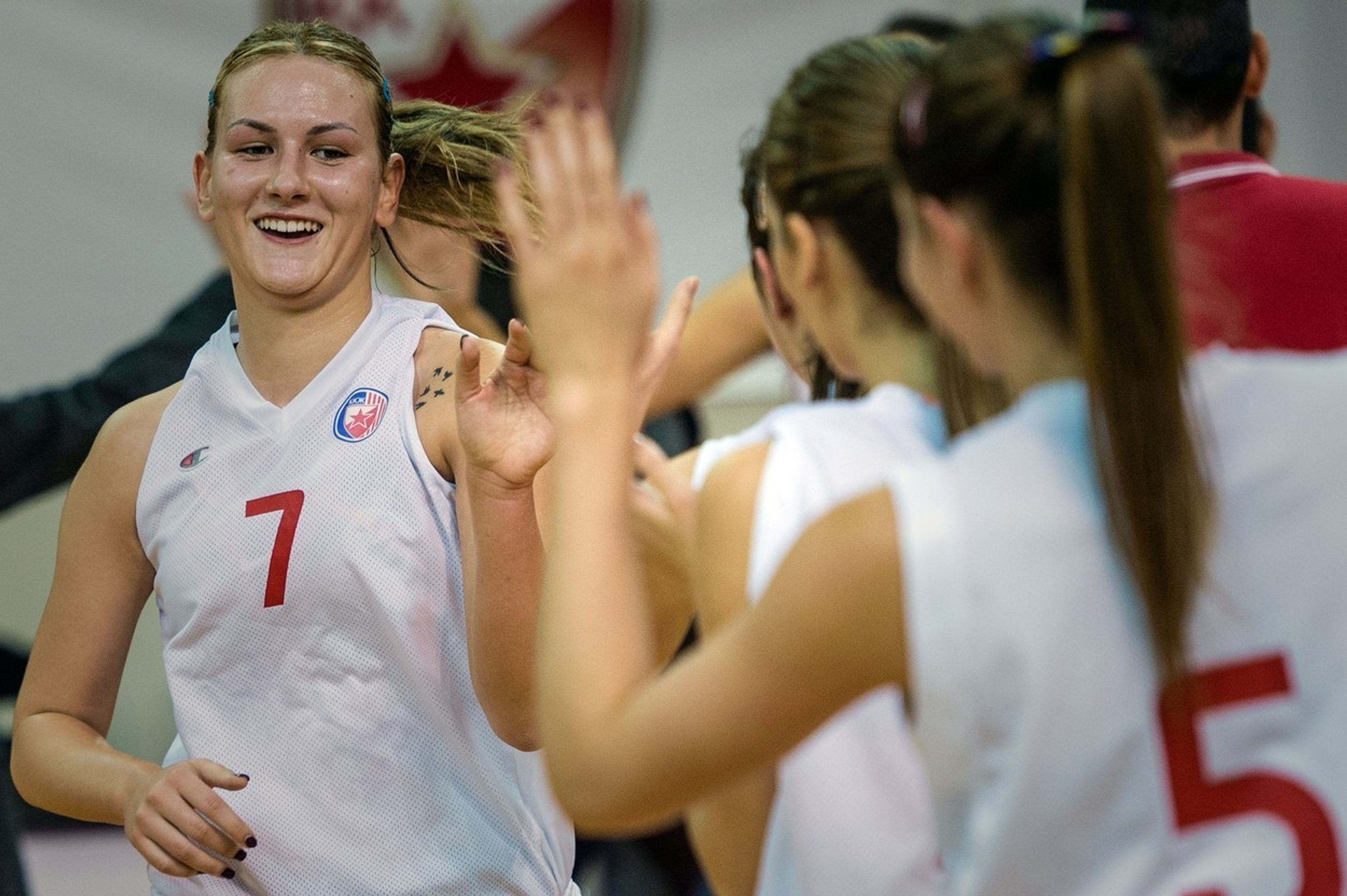 Srbská basketbalistka hraje s ortézou - 1 - GALERIE: Srbská basketbalistka hraje s protézou (6/7)
