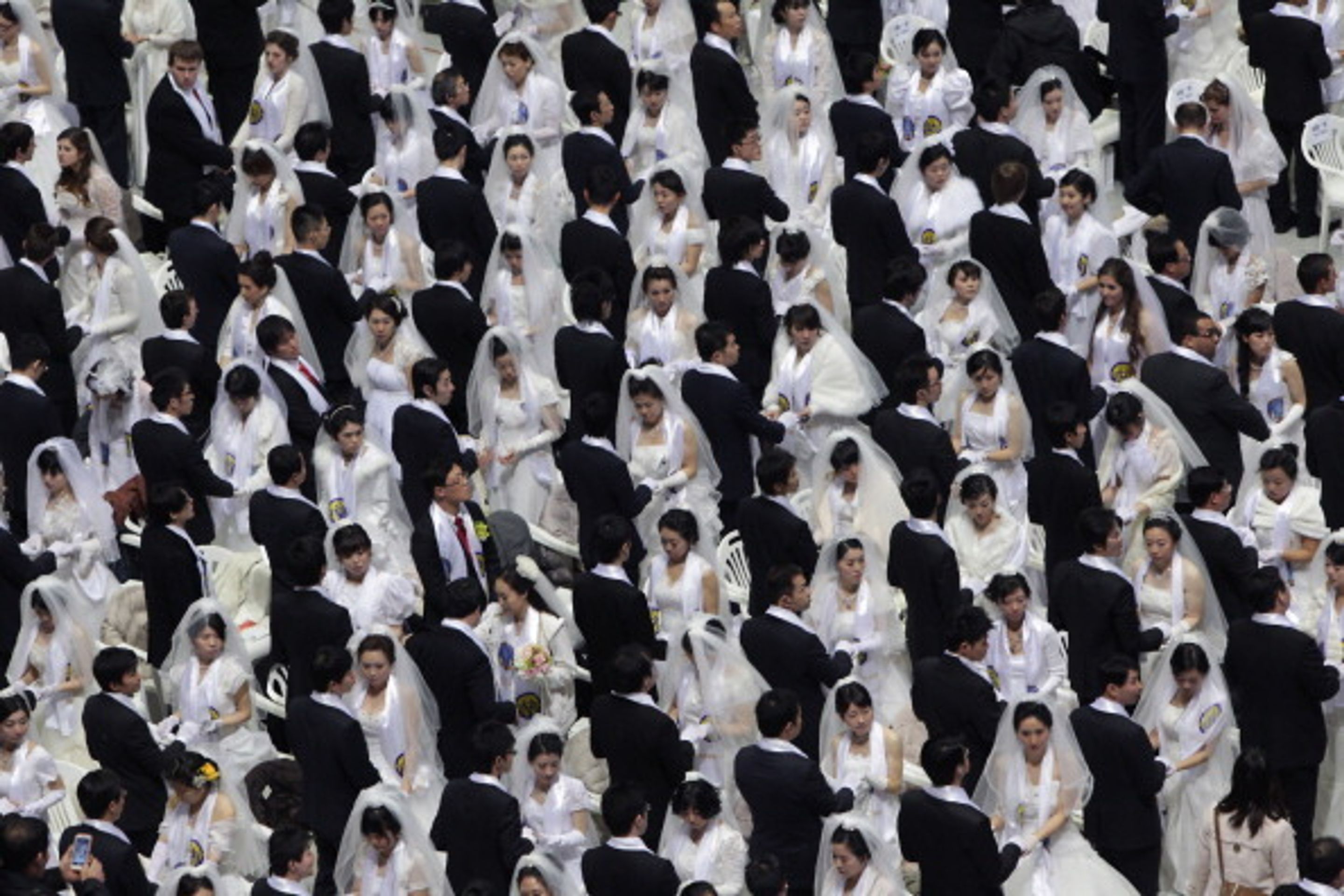 Hromadná svatba v Jižní Koreji - 6 - Svatba ve velkém stylu: Bralo se 3500 párů najednou! (7/12)