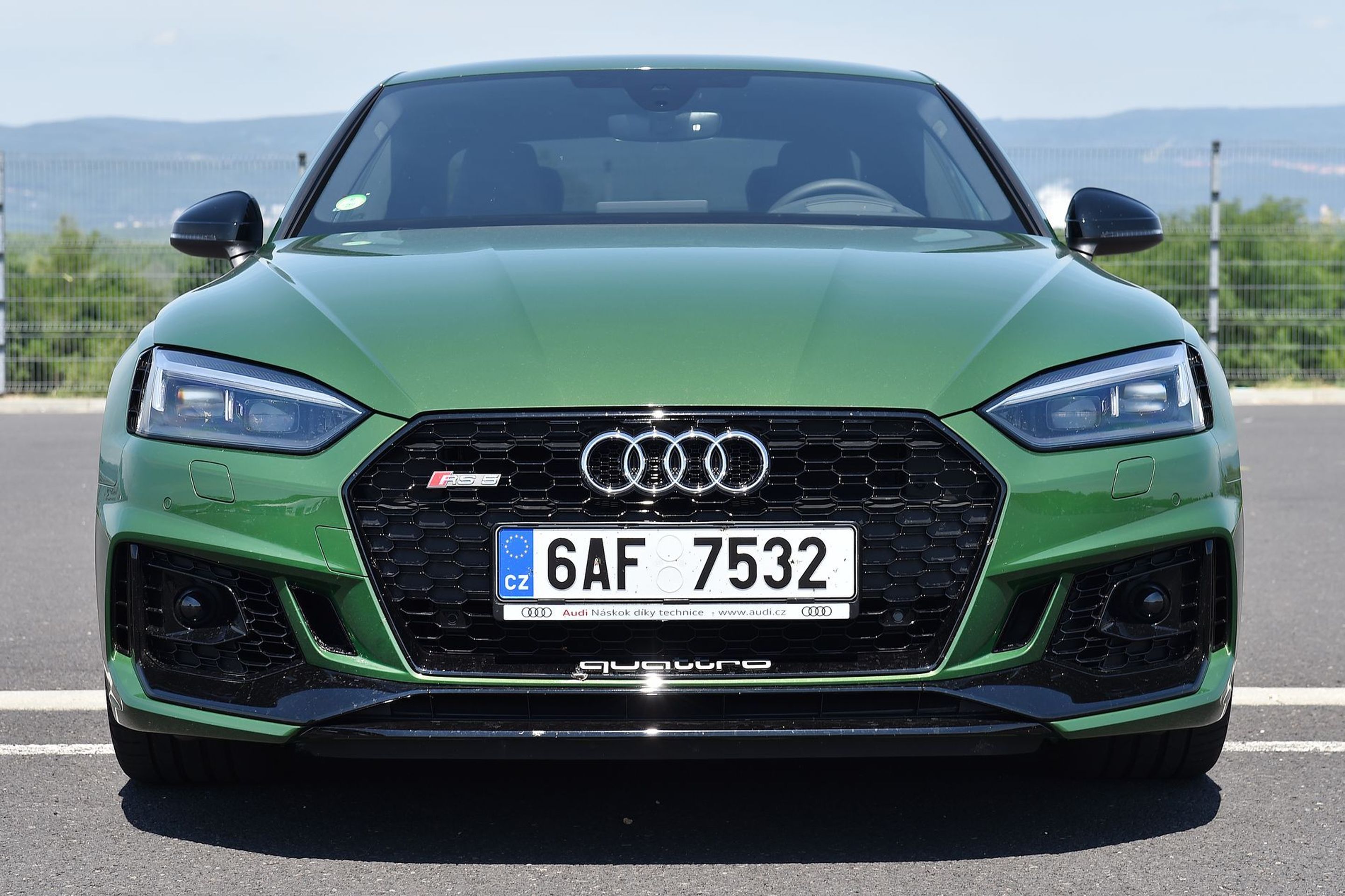 Audi RS5 Coupé - 12 - GALERIE: Audi RS5 Coupé (9/22)