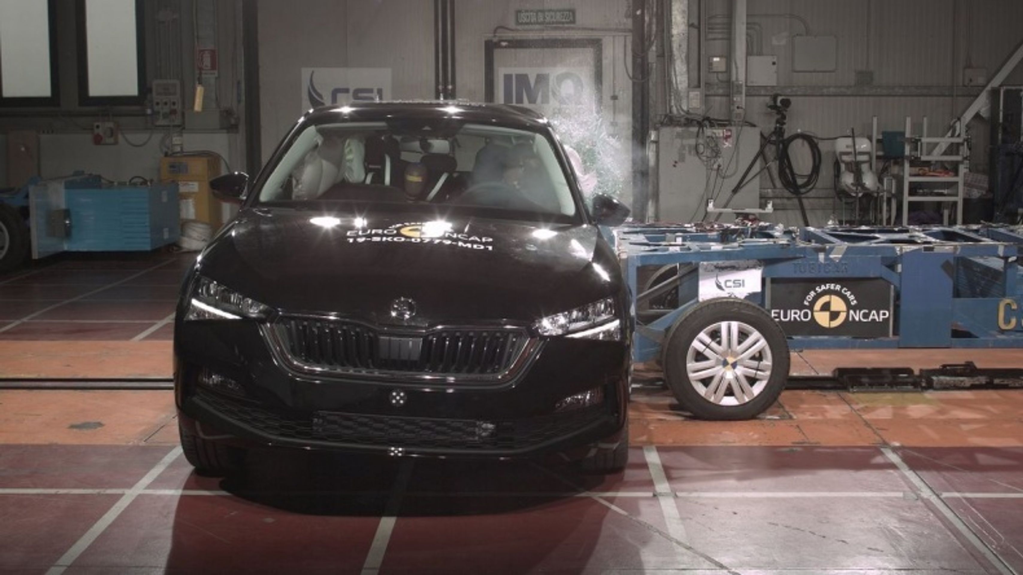 Crash test Škody Scala - 10 - Fotogalerie: Takhle dopadla Škoda Scala v nejnovějších crash testech (6/7)