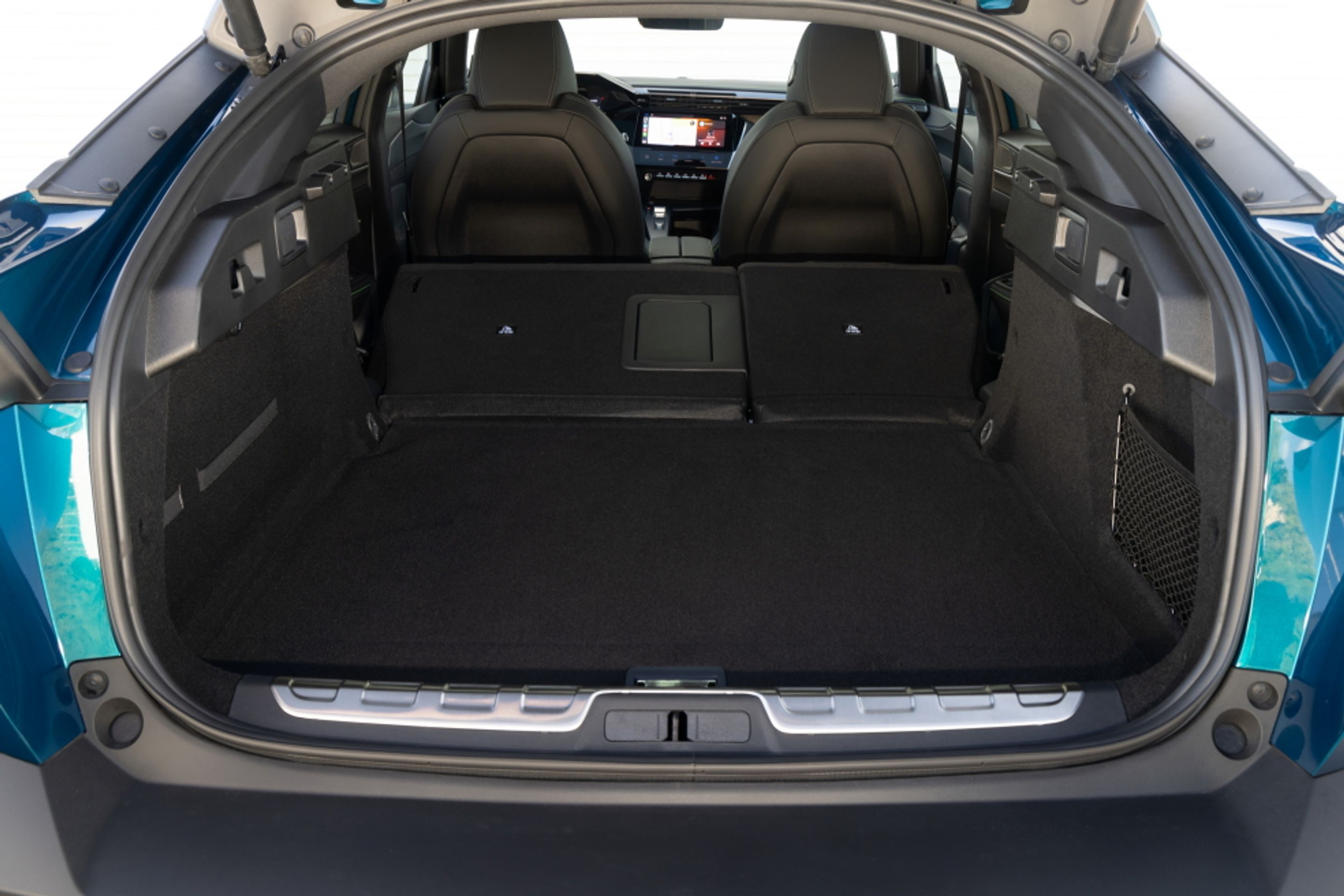 Peugeot 408 - Originální kříženec Peugeot 408 (15/16)