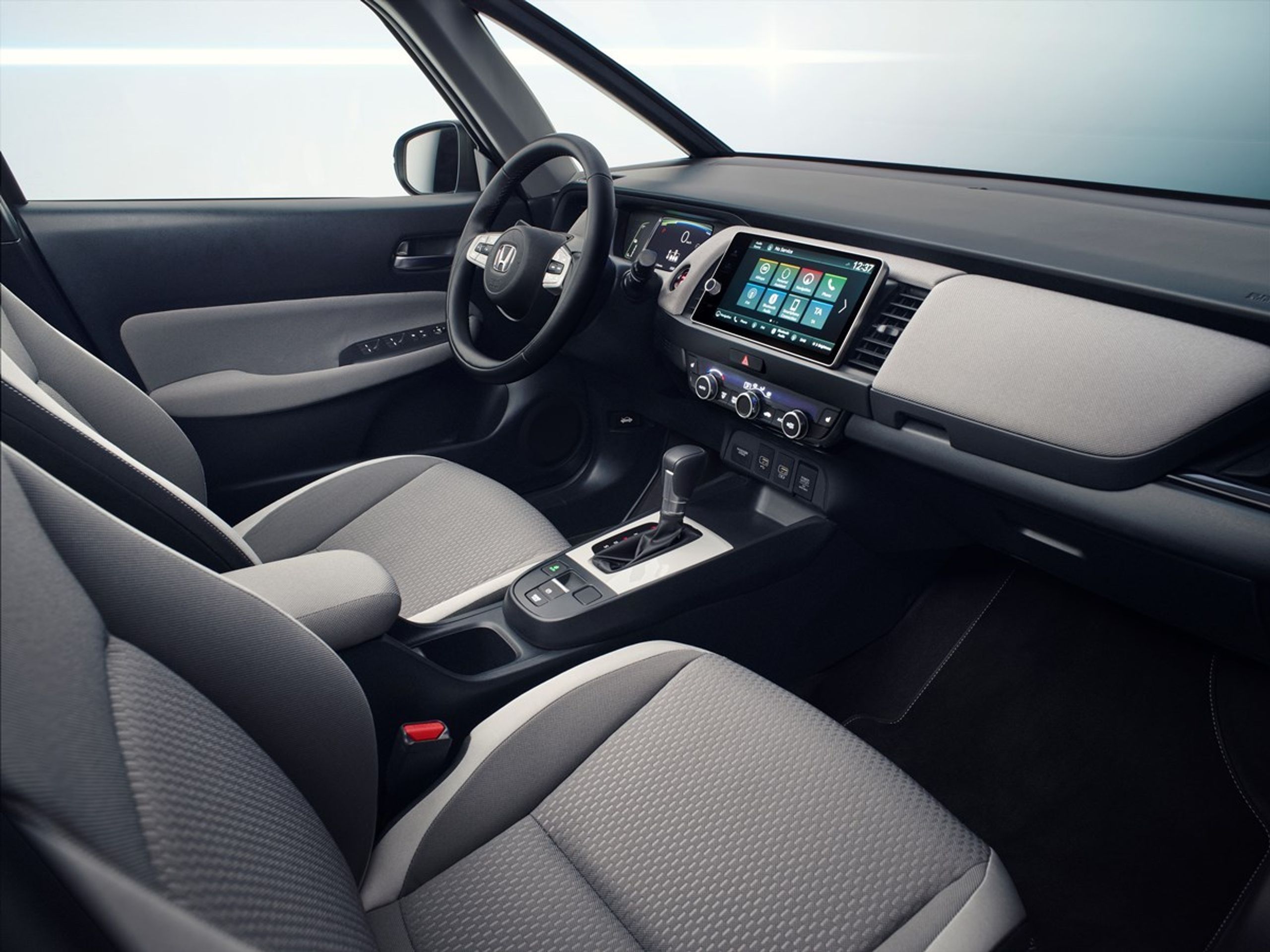 Nová Honda Jazz - 41 - Fotogalerie: Nový Jazz je střídmý zvenku a praktický uvnitř (2/22)