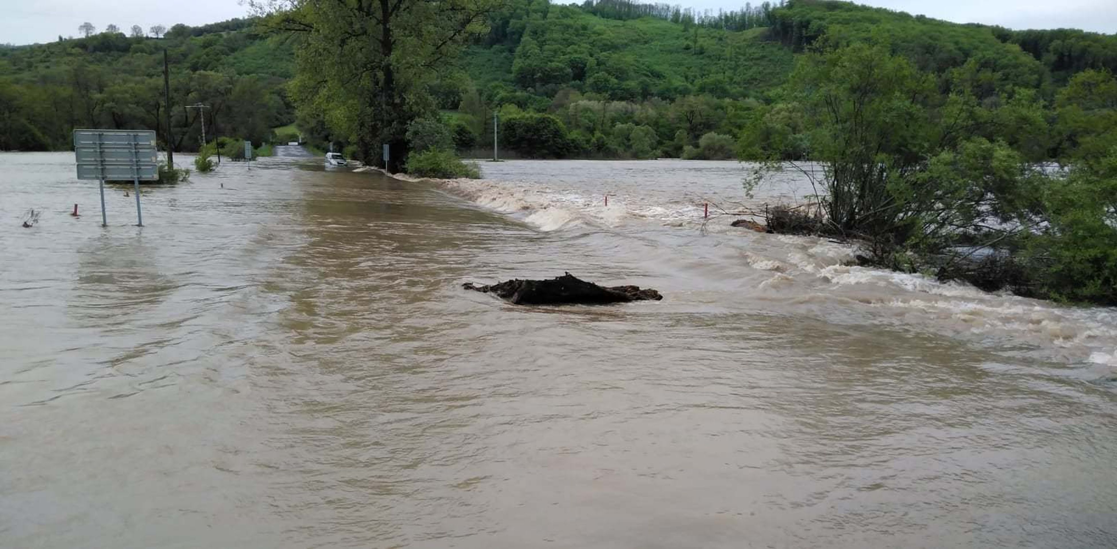 Povodně na Slovensku v Rudné nad Hronom - 7 - GALERIE: Povodně na Slovensku (7/26)