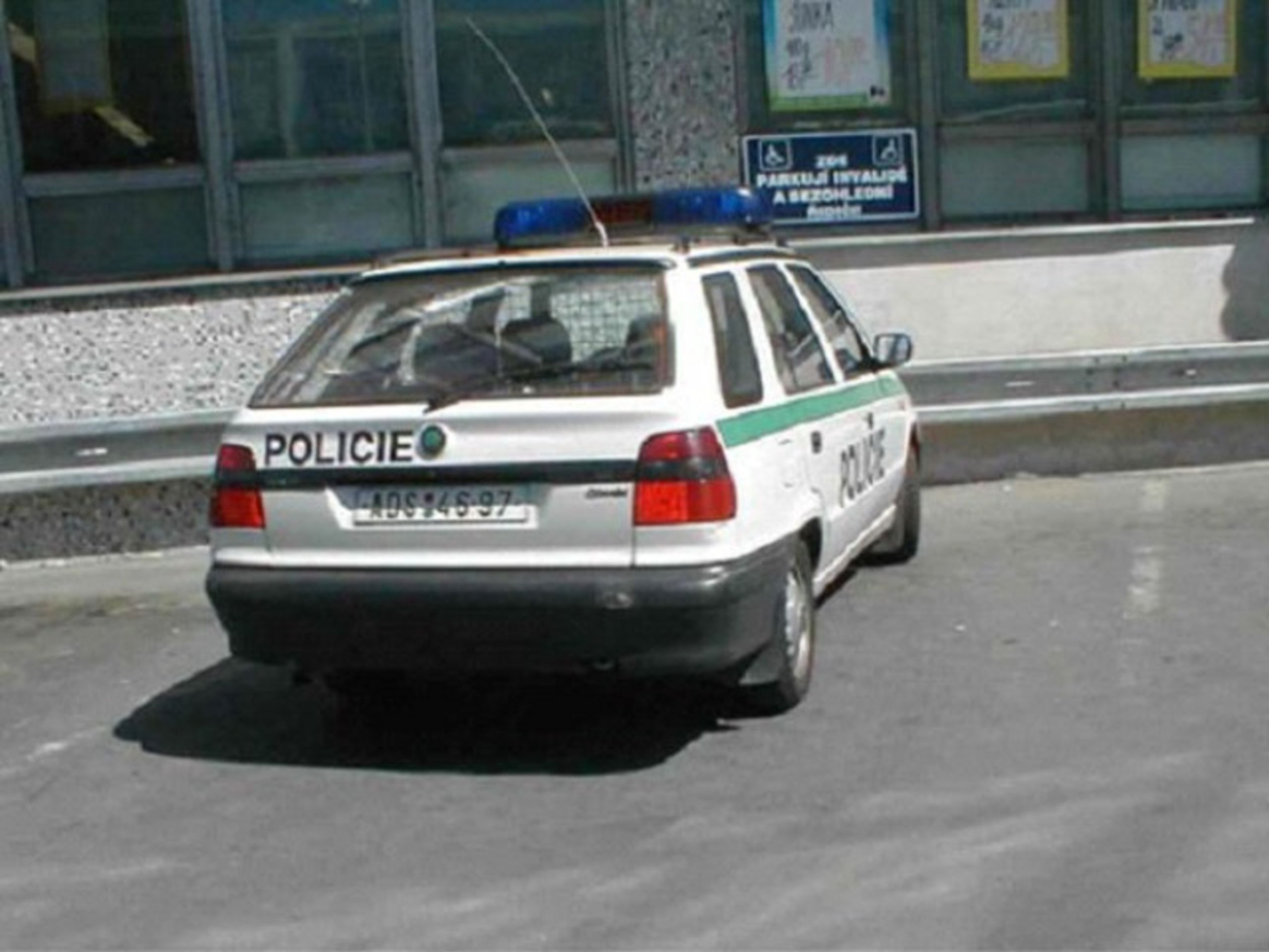 Přestupky policistů - Galerie přestupků policistů (15/30)