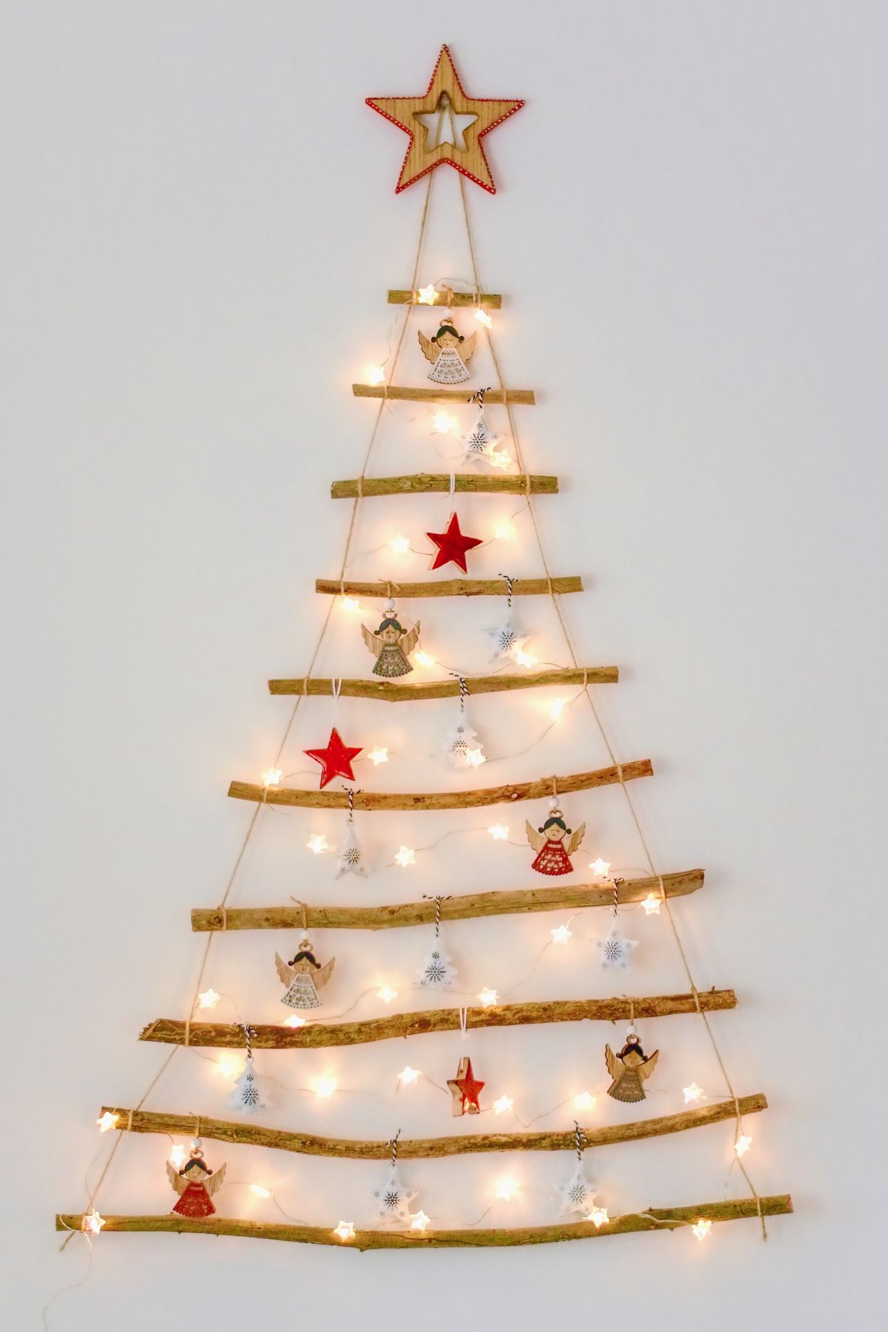 Vyrobený vánoční strom - 2 - GALERIE: Vyrobené vánoční stromky (2/12)