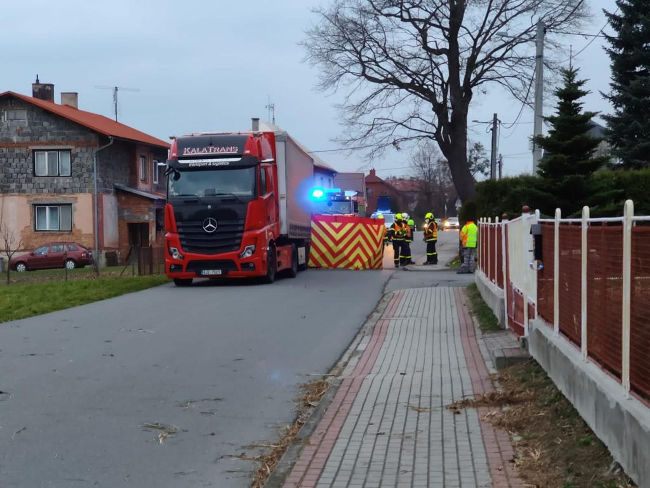 Sražená cyklistka na Opavsku - Sražená cyklistka na Opavsku (1/5)