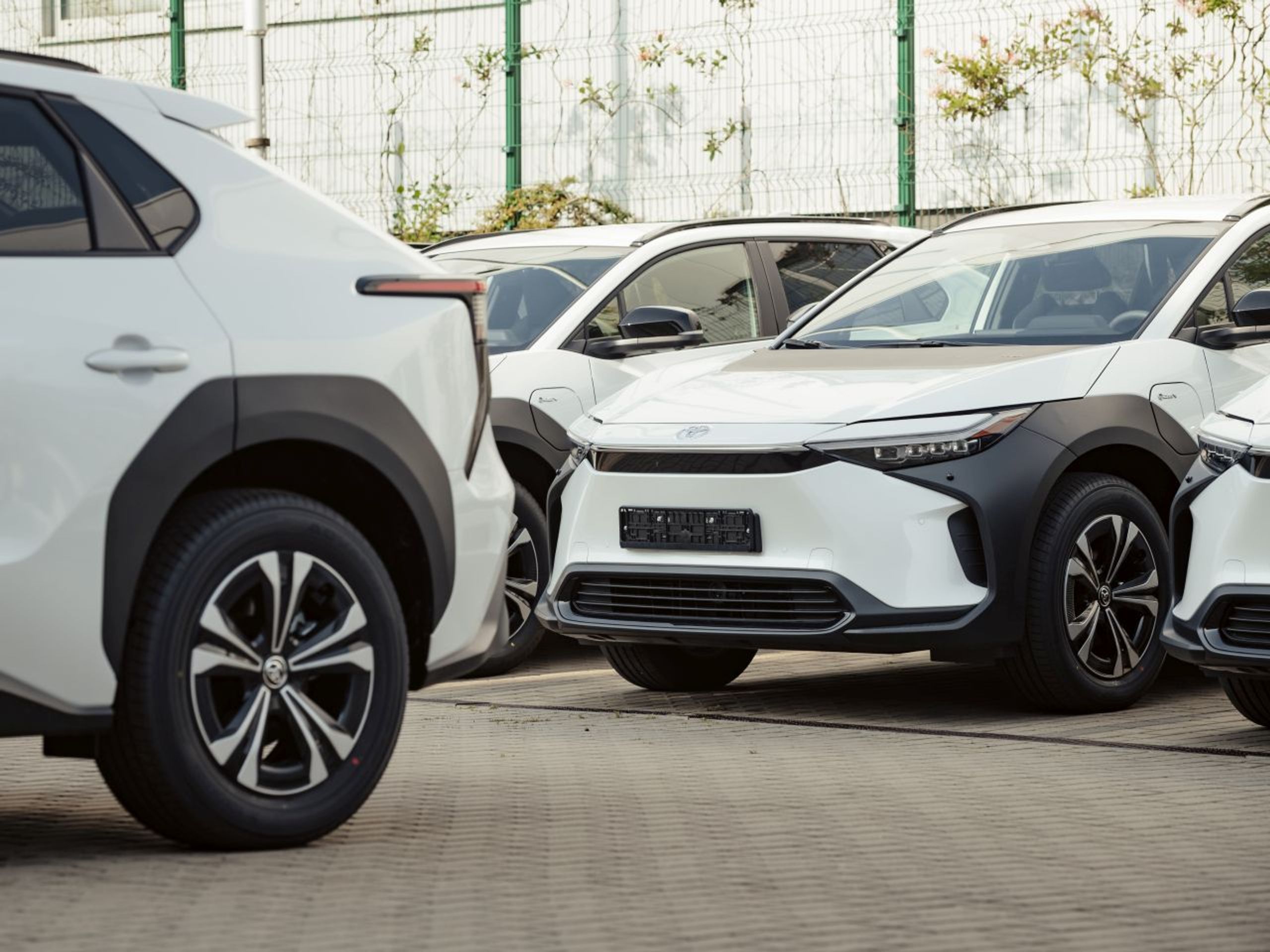 Elektrické Toyoty bZ4X pro české státní úřady - Elektrické Toyoty bZ4X pro české státní úřady (4/8)