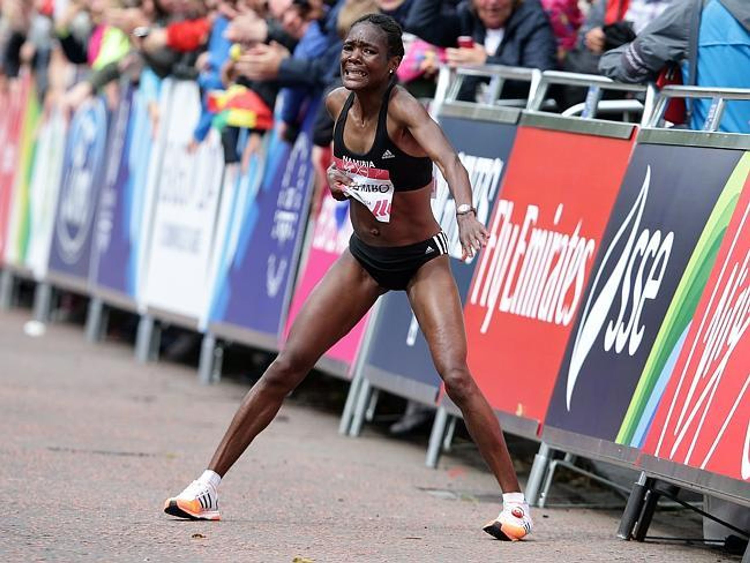 Beata Naigambová a její maratonský kolaps - Beata Naigambová a maraton (3/8)