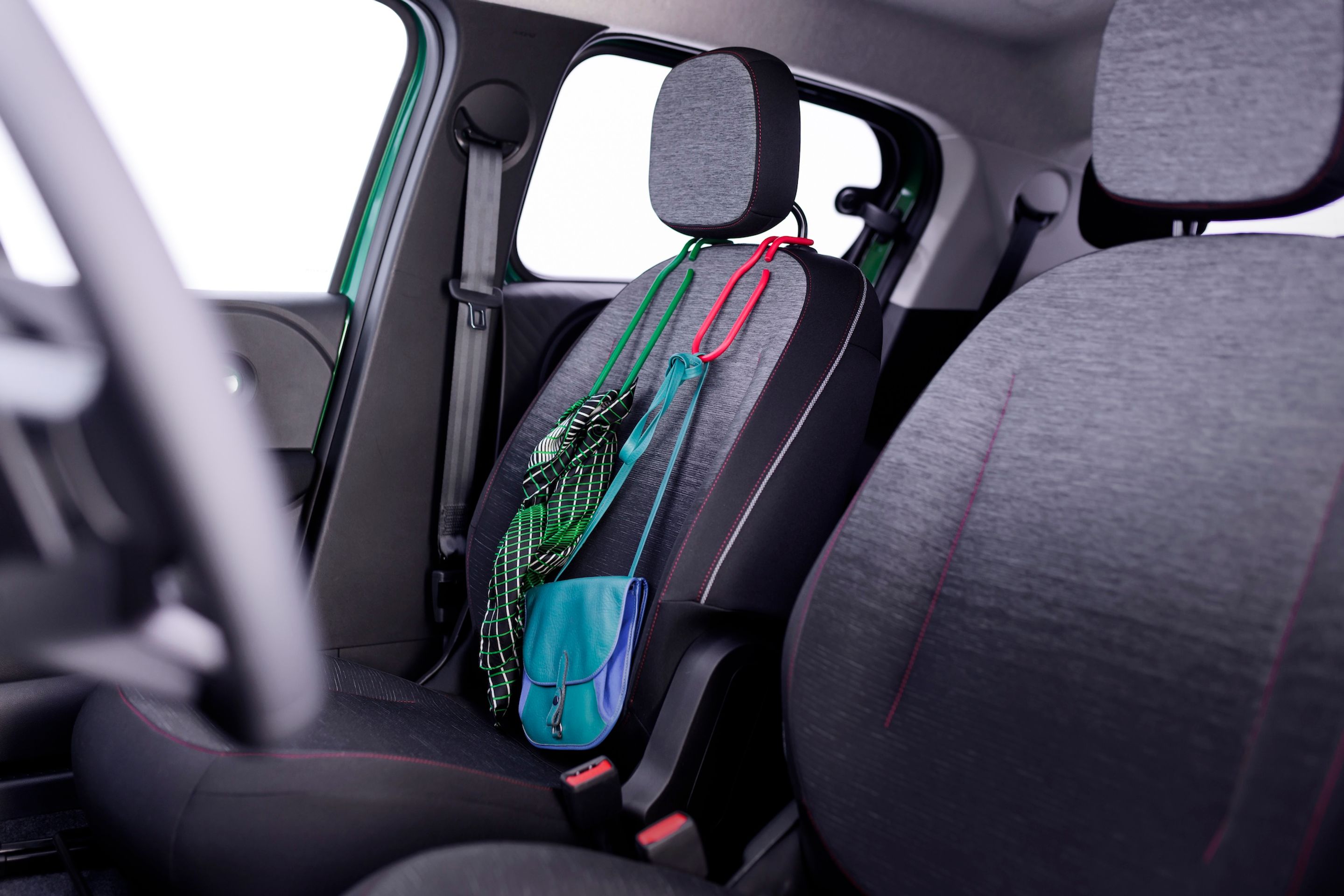 Renault Twingo E-Tech - Malé Twingo se vrací jako elektromobil (18/22)