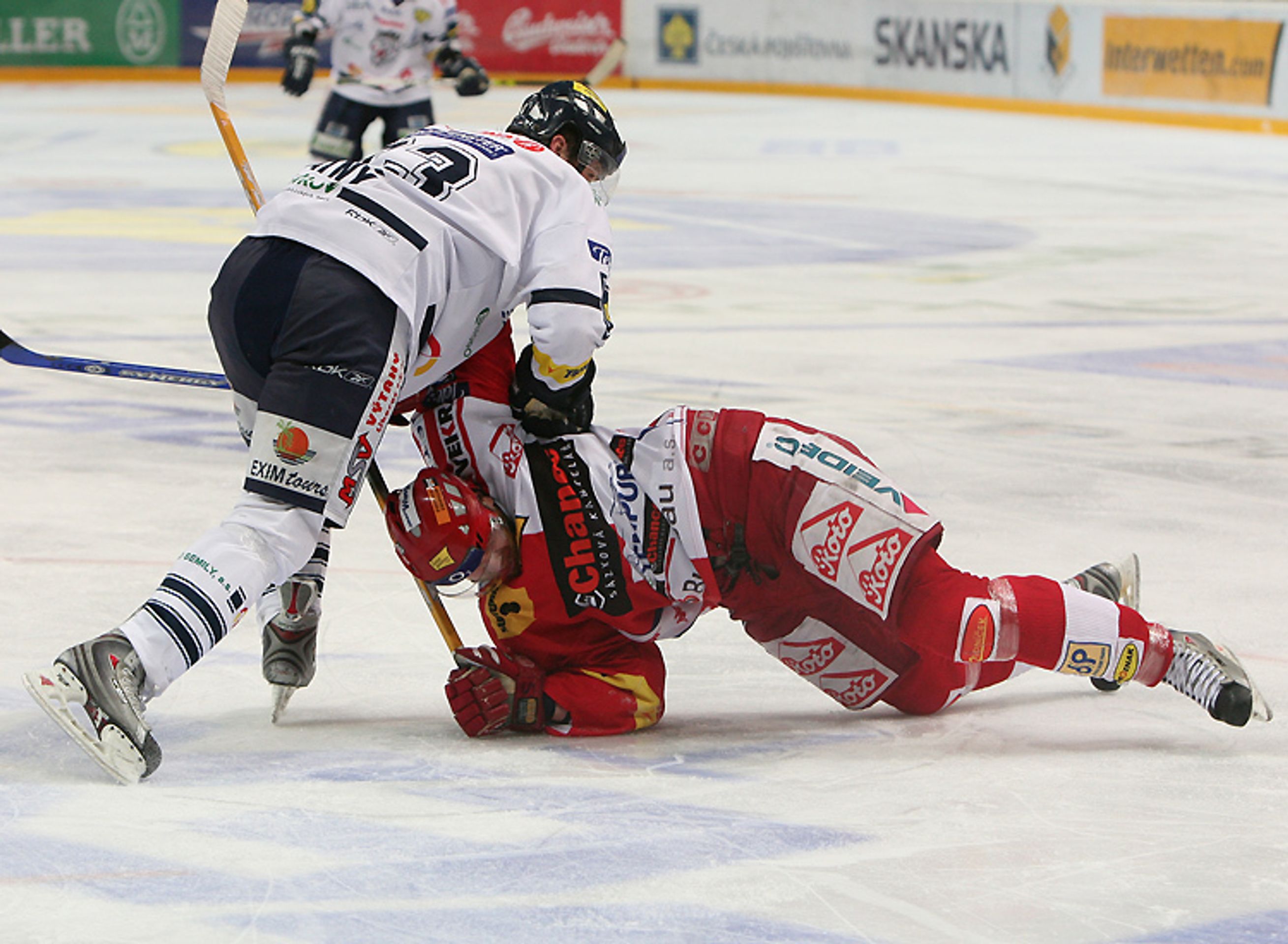 HC Slavia Praha - Bílí Tygři Liberec 5:1  - Video: Slavie je spokojena, vede 3:2 (5/8)