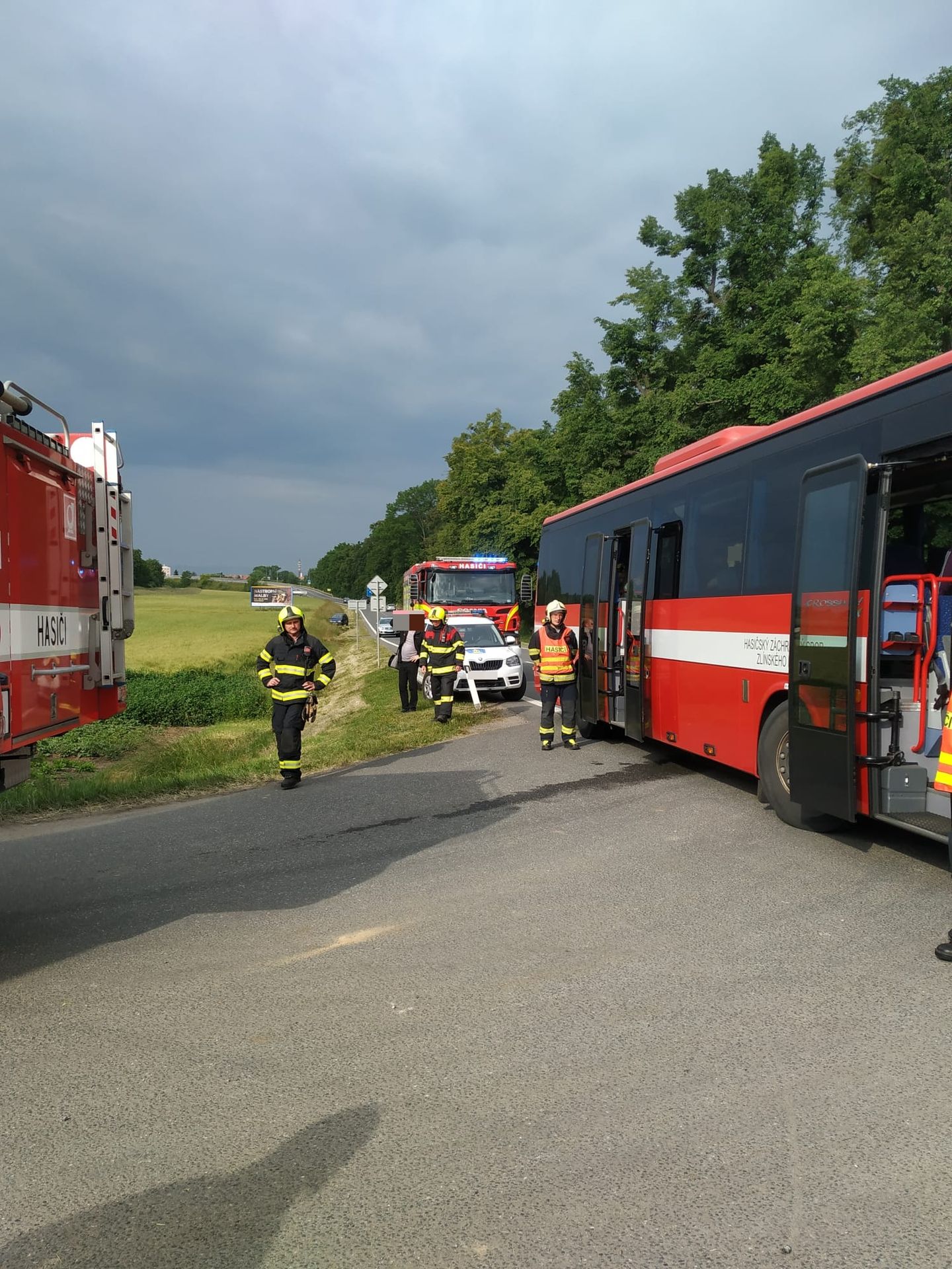 Nehoda vlaku na Kroměřížsku - Nehoda vlaku na Kroměřížsku (11/13)