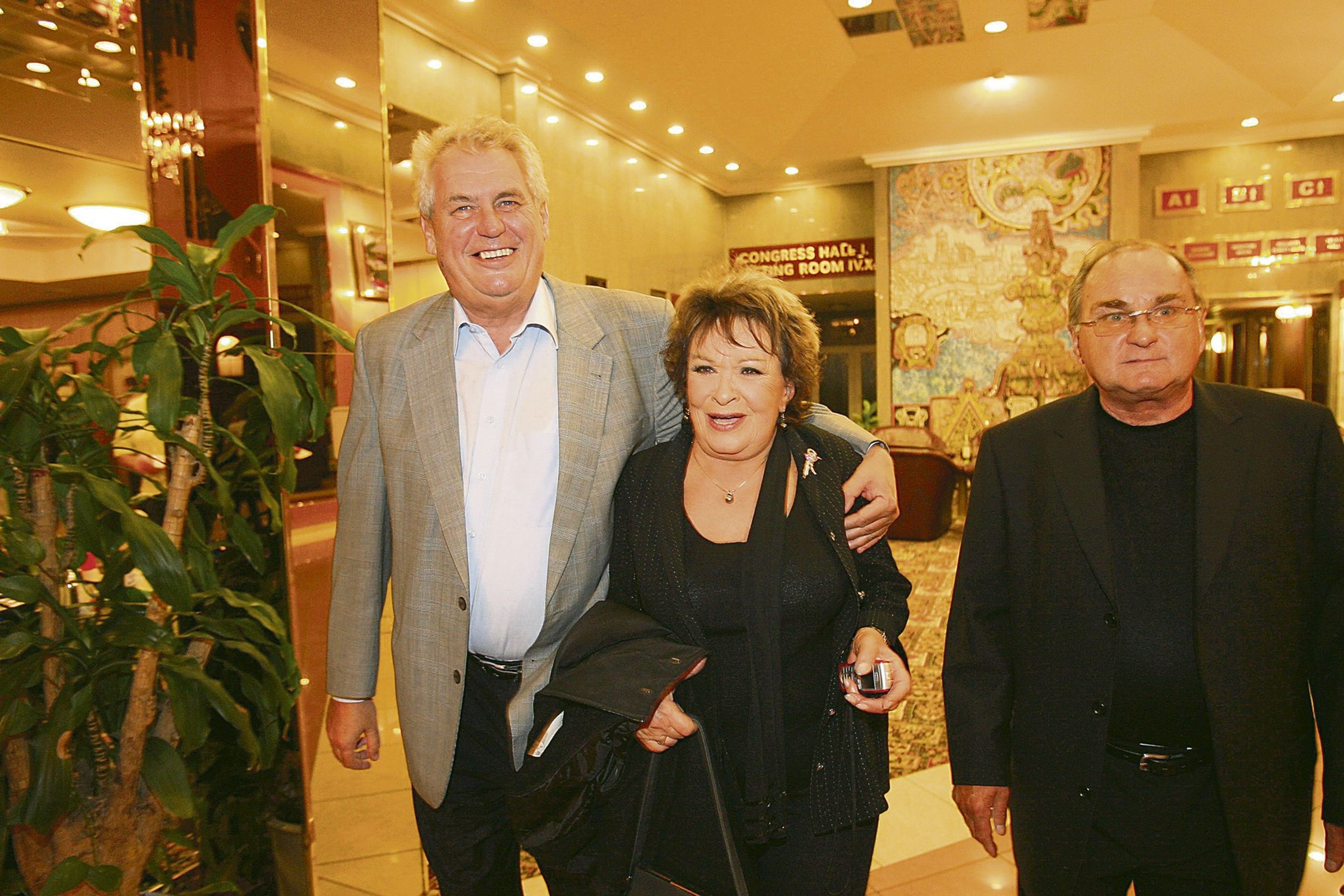 Jiřina Bohdalová a Miloš Zeman, 25. 9. 2008 - Jiřina Bohdalová a Miloš Zeman (6/6)