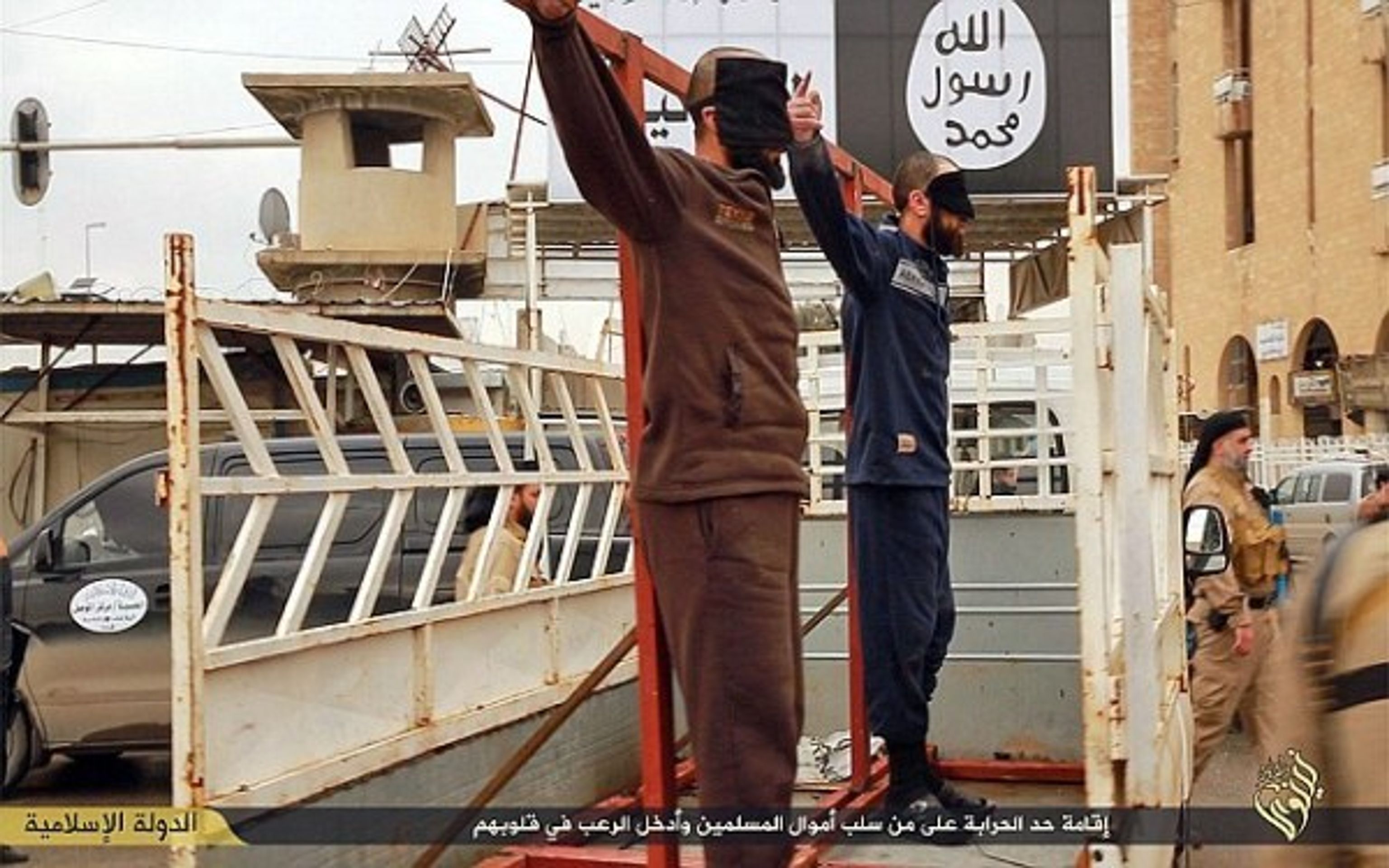 Poprava ISIS - 4 - GALERIE: Popravy Islámského státu (8/10)