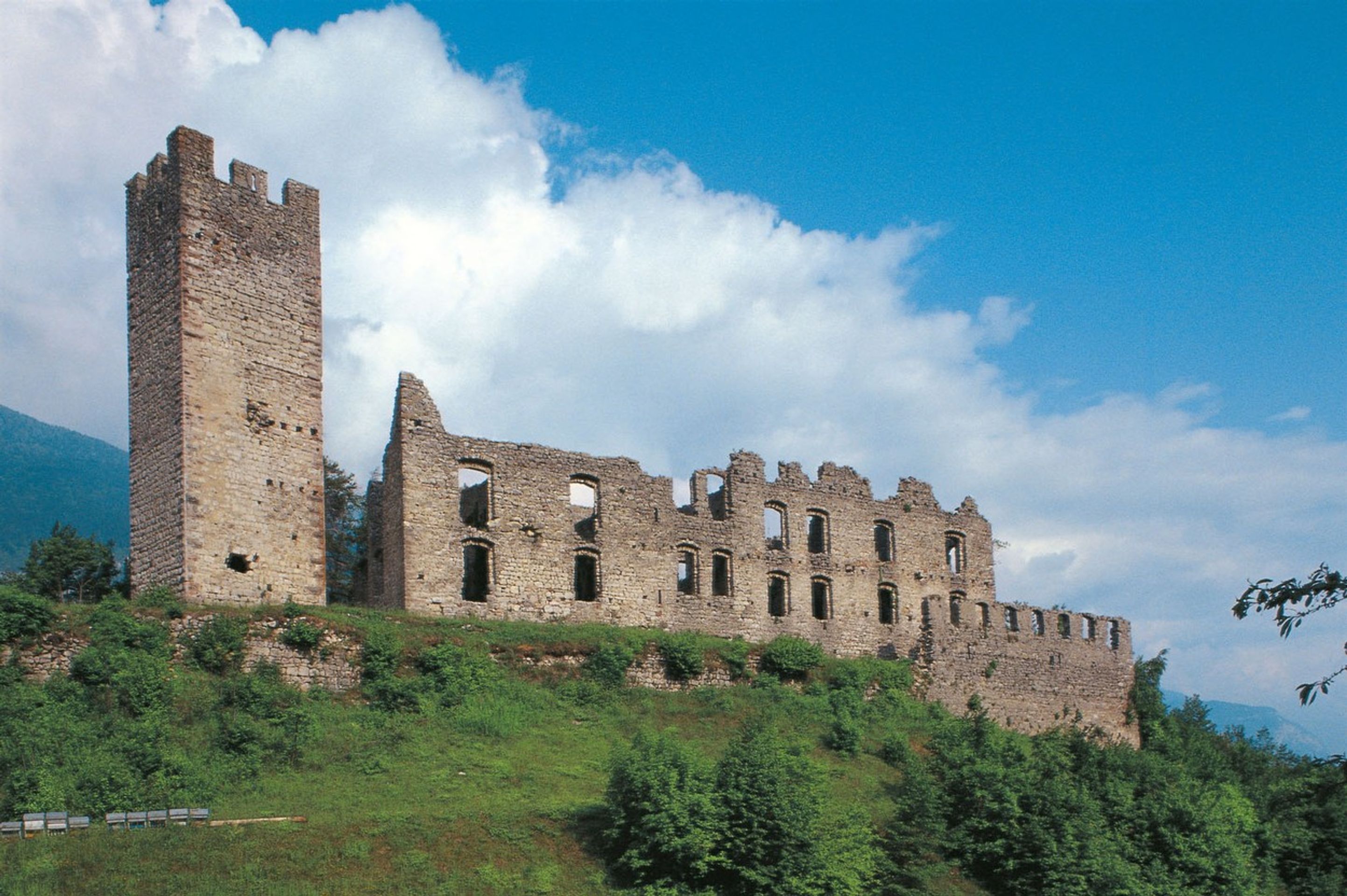 Itálie rozdává hrady zadarmo - Castel Belfort - GALERIE: Itálie rozdává hrady zadarmo (8/8)