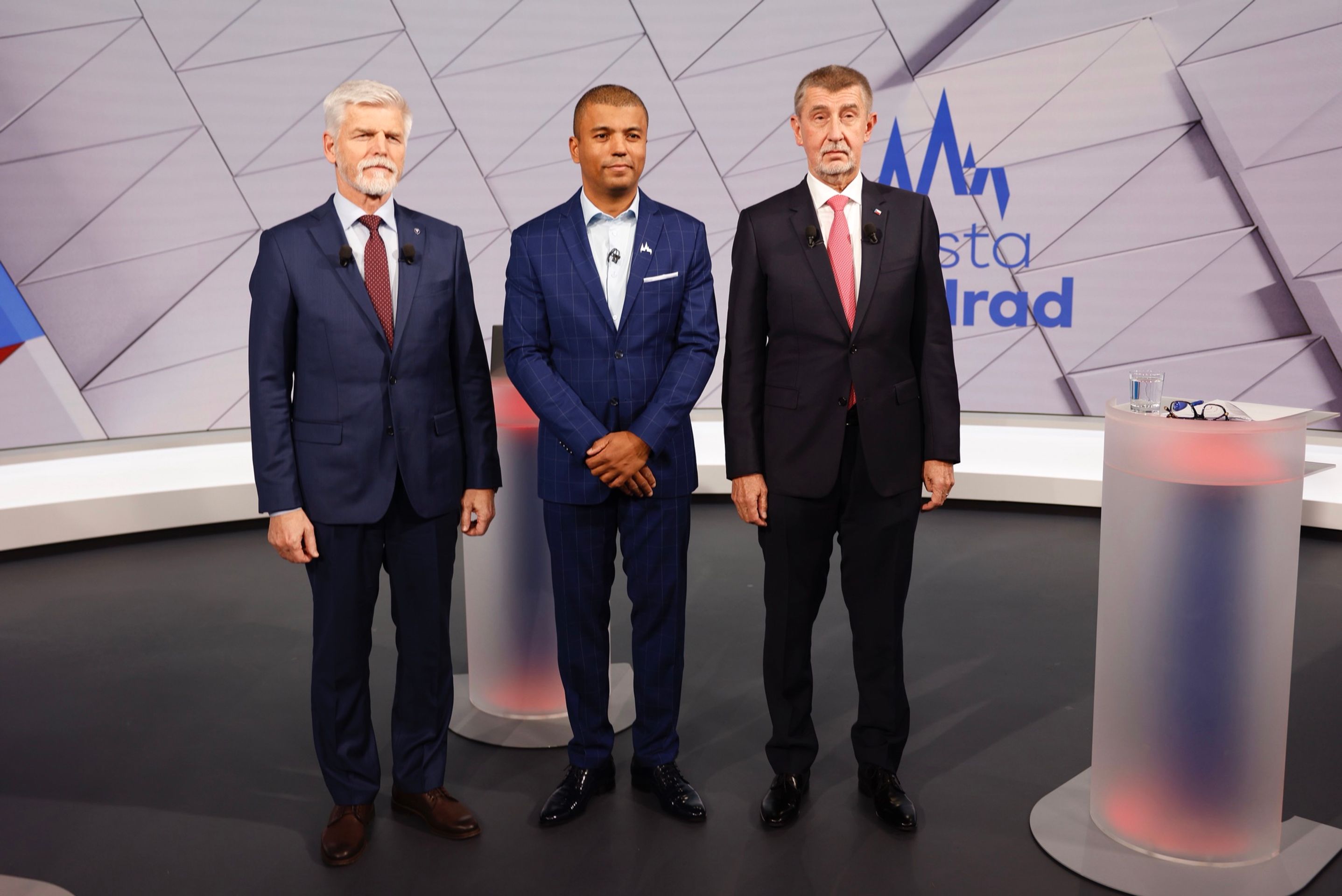 Debata kandidátů - Debata kandidátů (1/17)