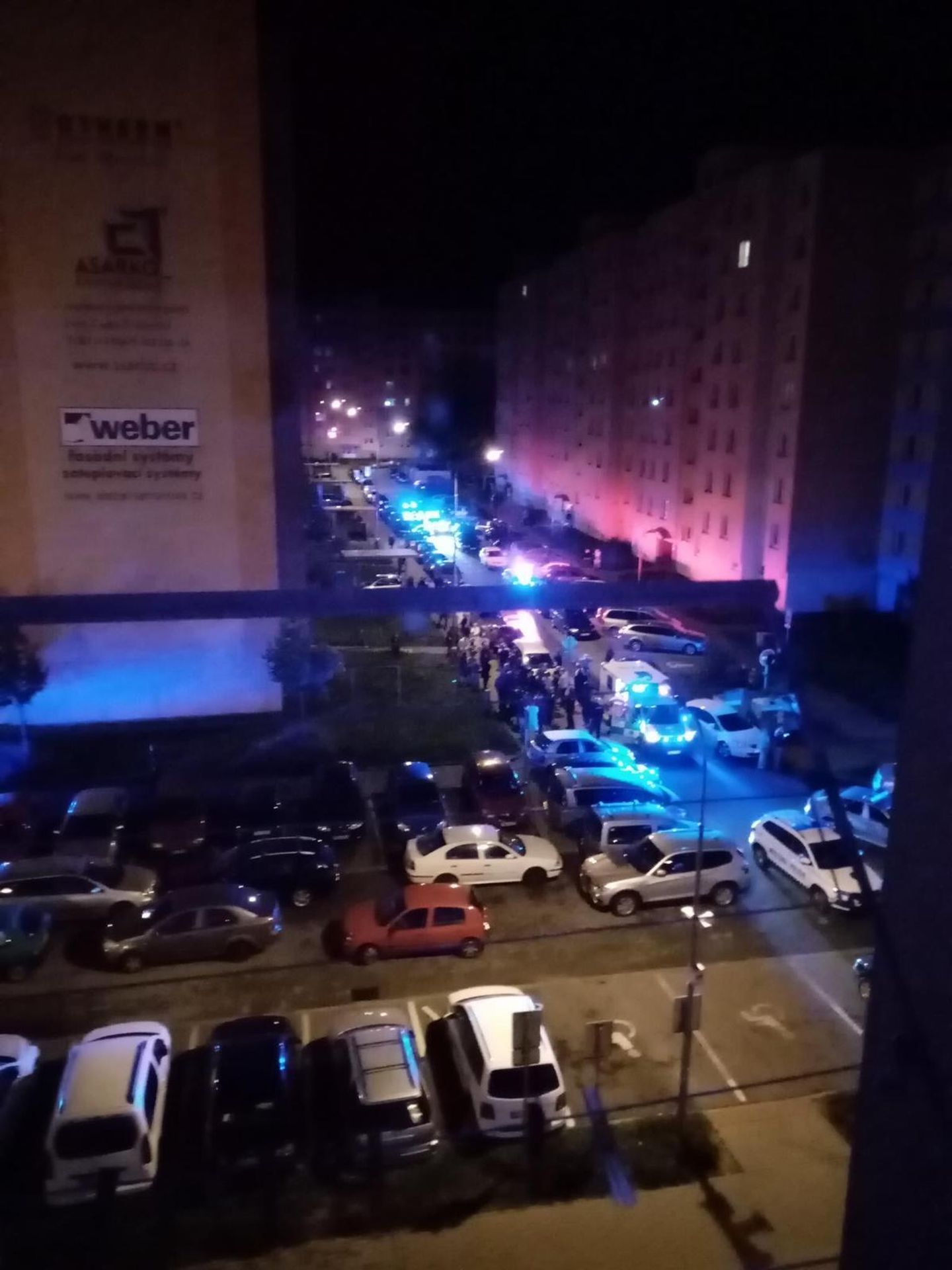 Noční incident na budějovickém sídlišti Máj - 2 - GALERIE: Rvačka na českobudějovickém sídlišti Máj (2/3)
