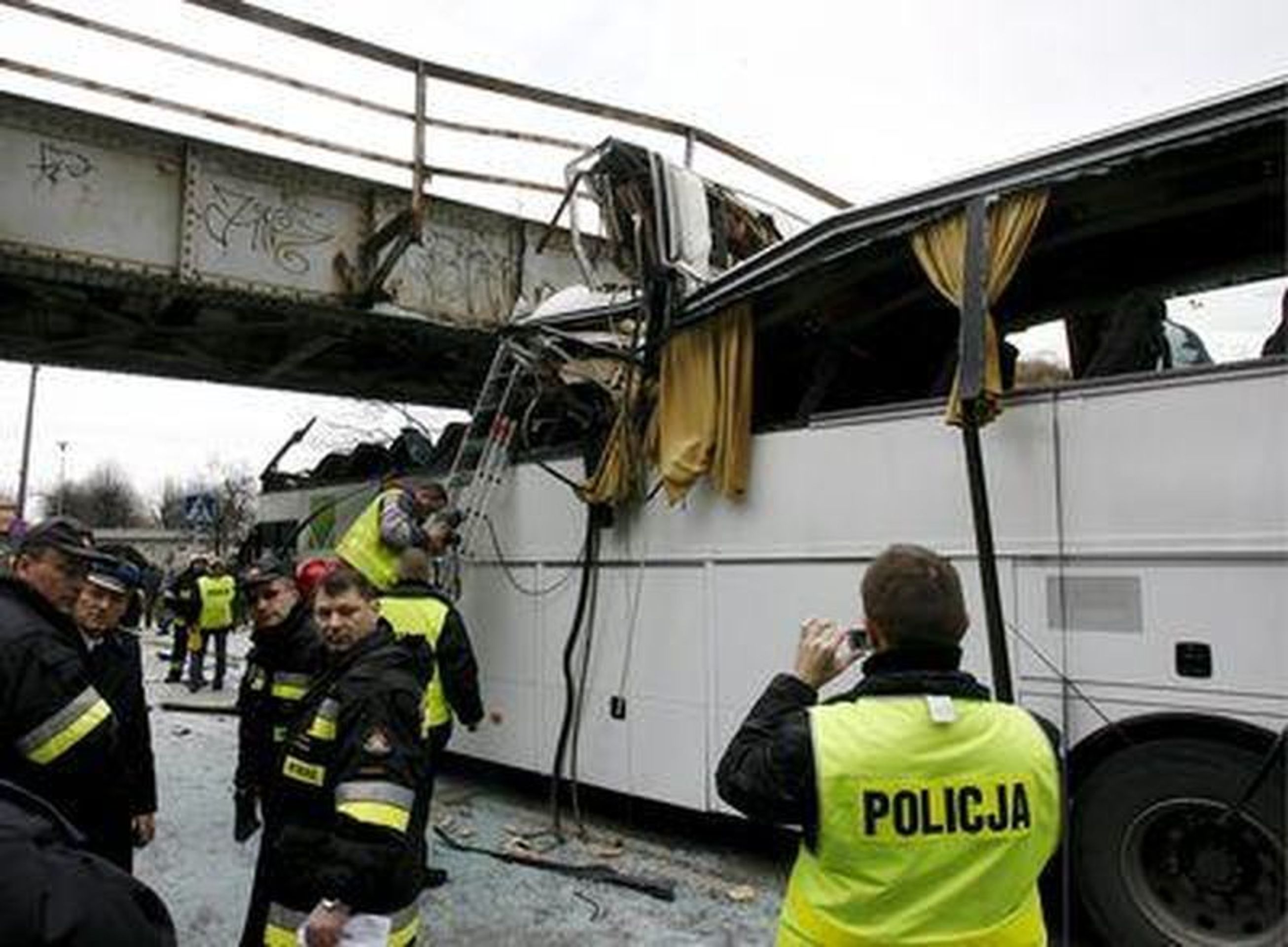Nehoda autobusu v Polsku - Galerie: Nehoda autobusu v Polsku (1/7)