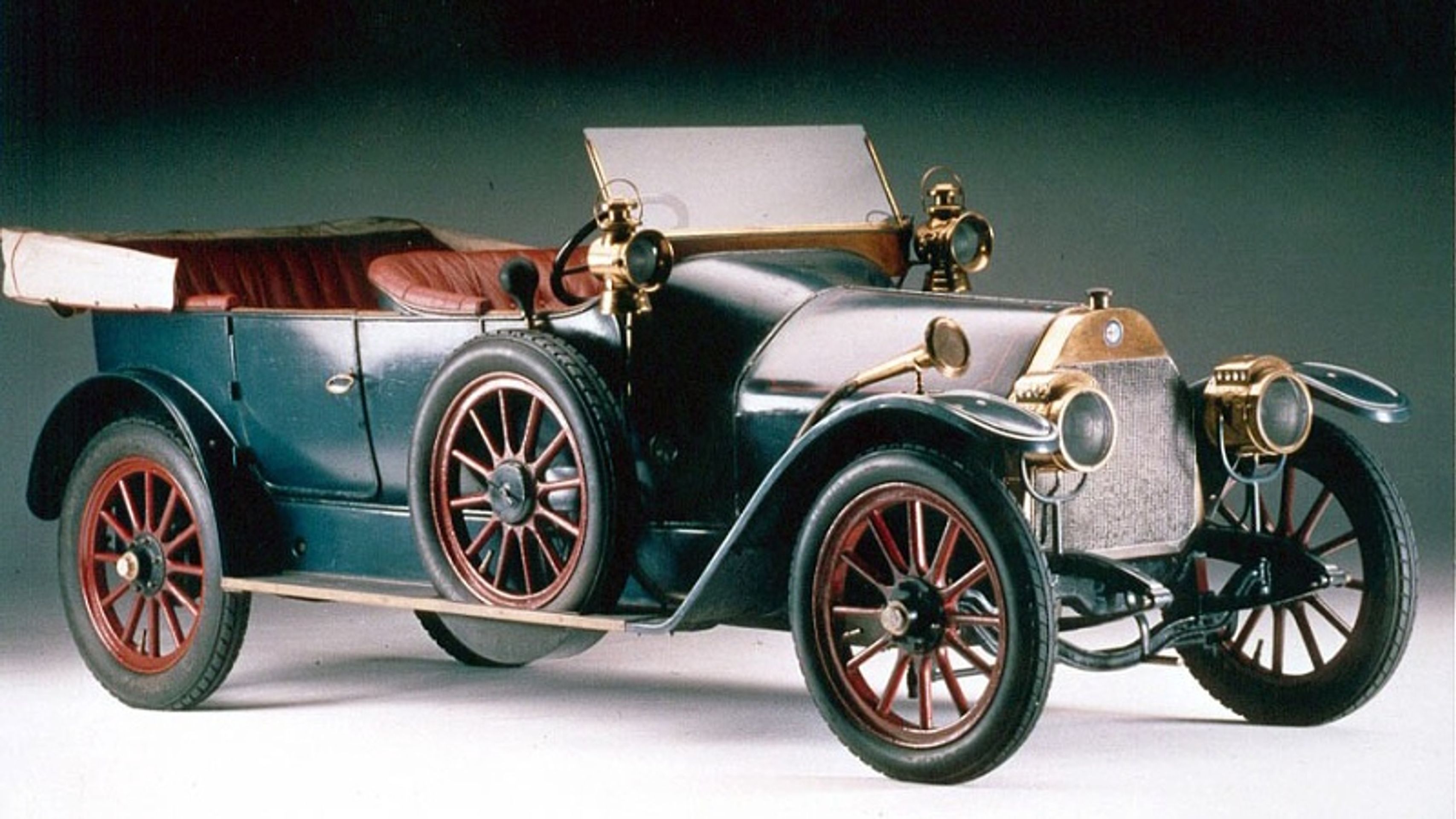 Alfa 24 HP - GALERIE Alfa Romeo (3/13)