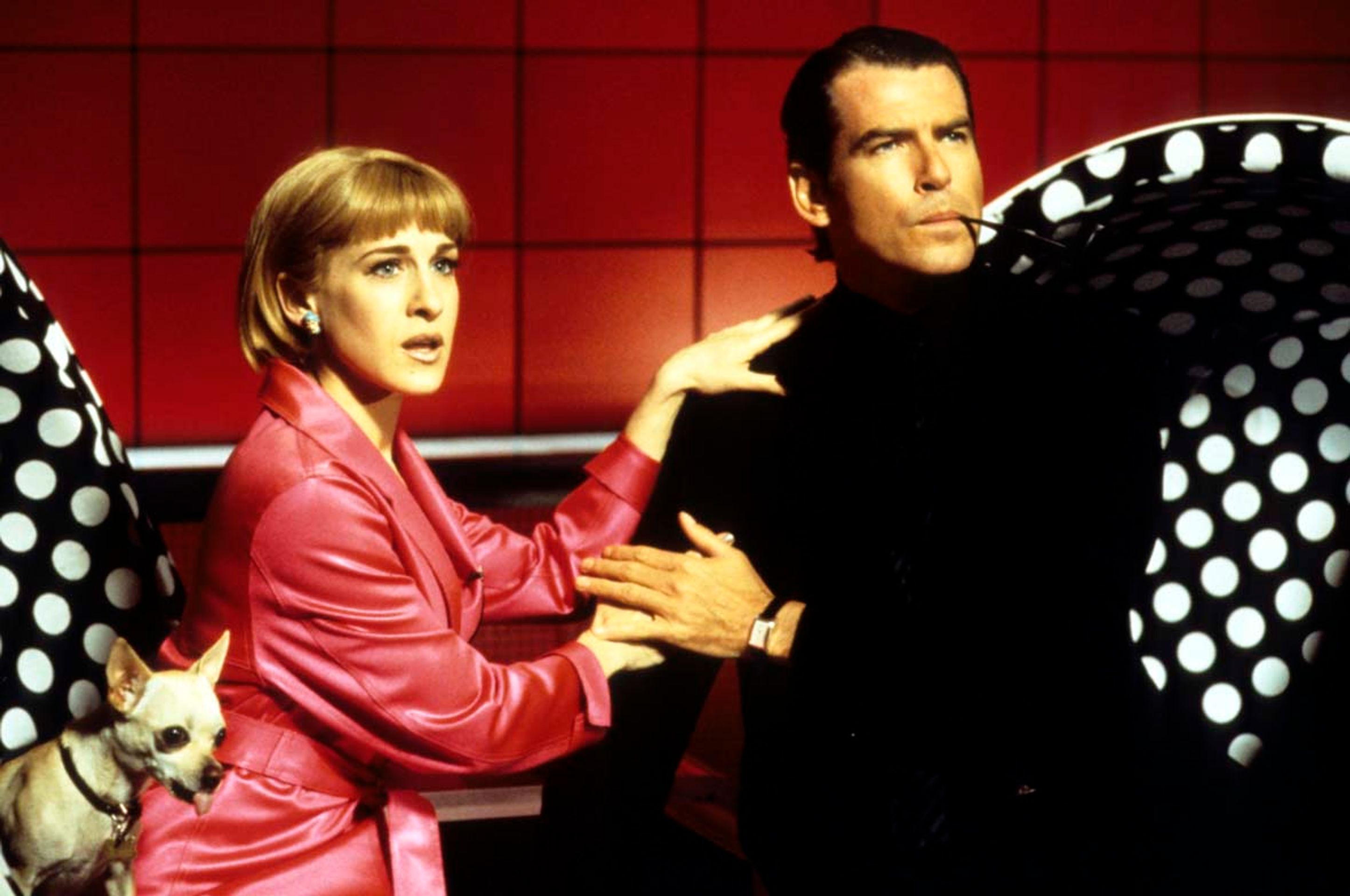 Pierce Brosnan ve filmu Mars útočí! - Pierce Brosnan (11/11)