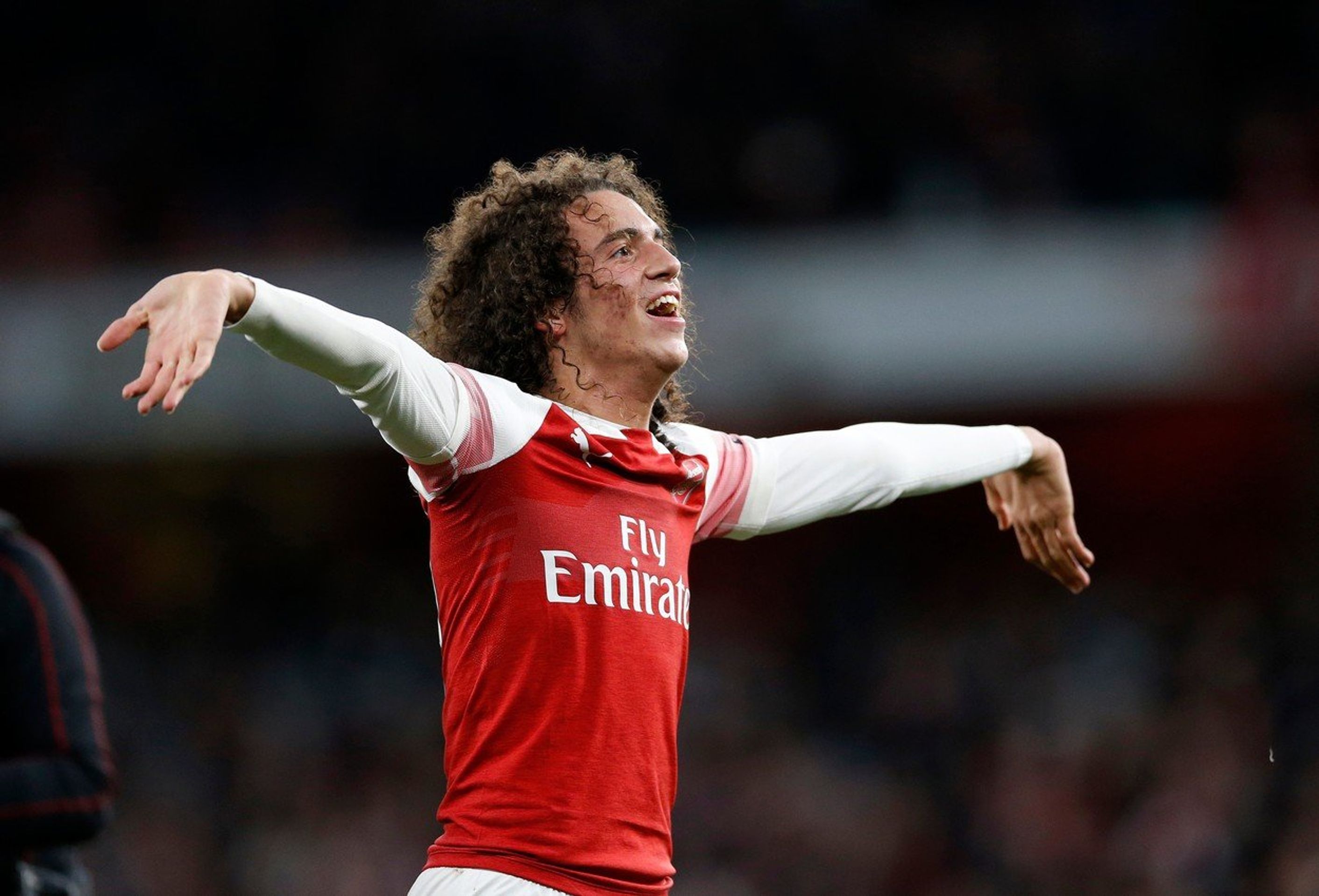 Mattea Guendouzi - GALERIE: Fotbalisté Arsenalu byli zachyceni na průmyslové kameře (4/4)