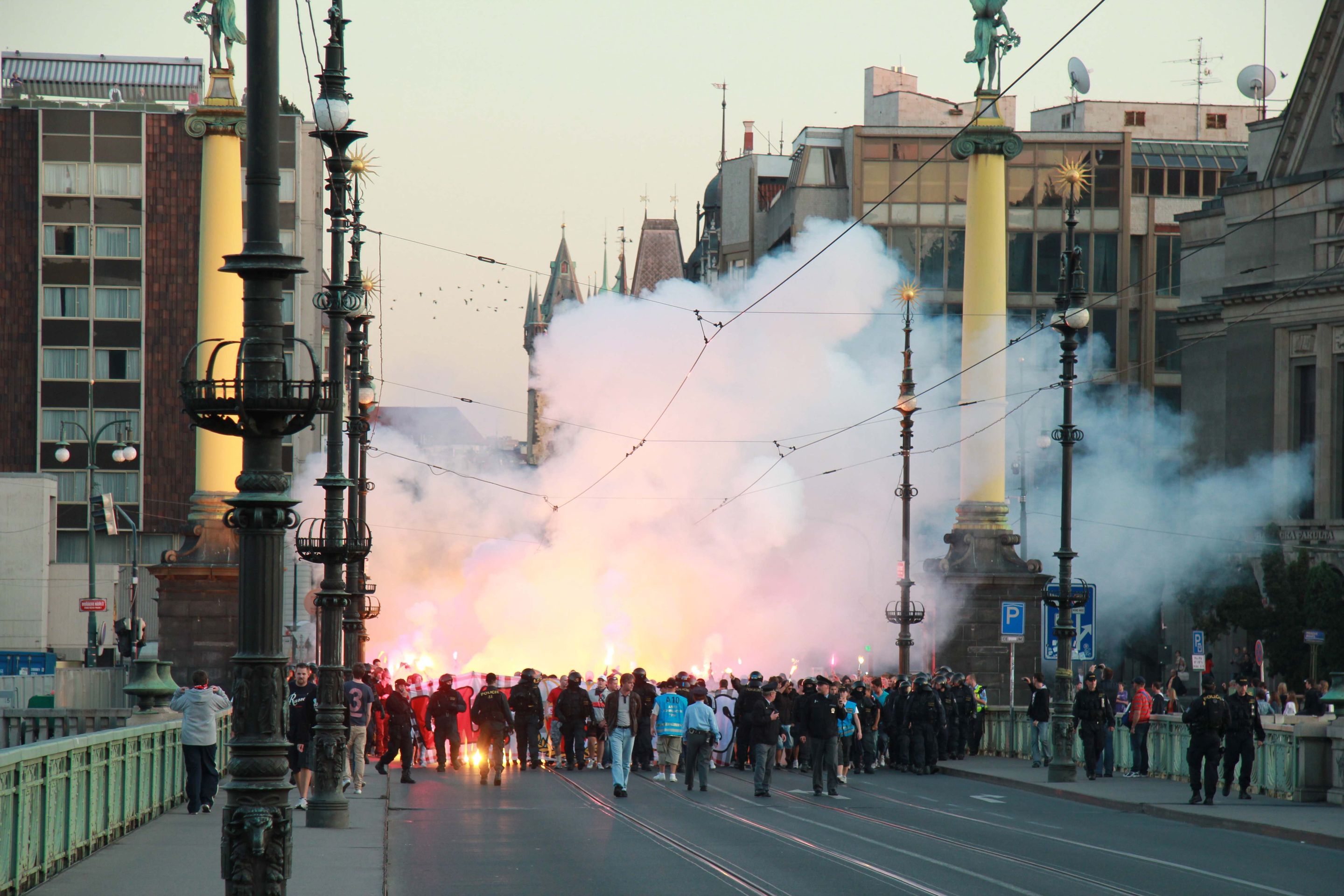 Derby pražských S - policie a fanoušci - 11 - GALERIE: Derby Sparta-Slavia (6/15)