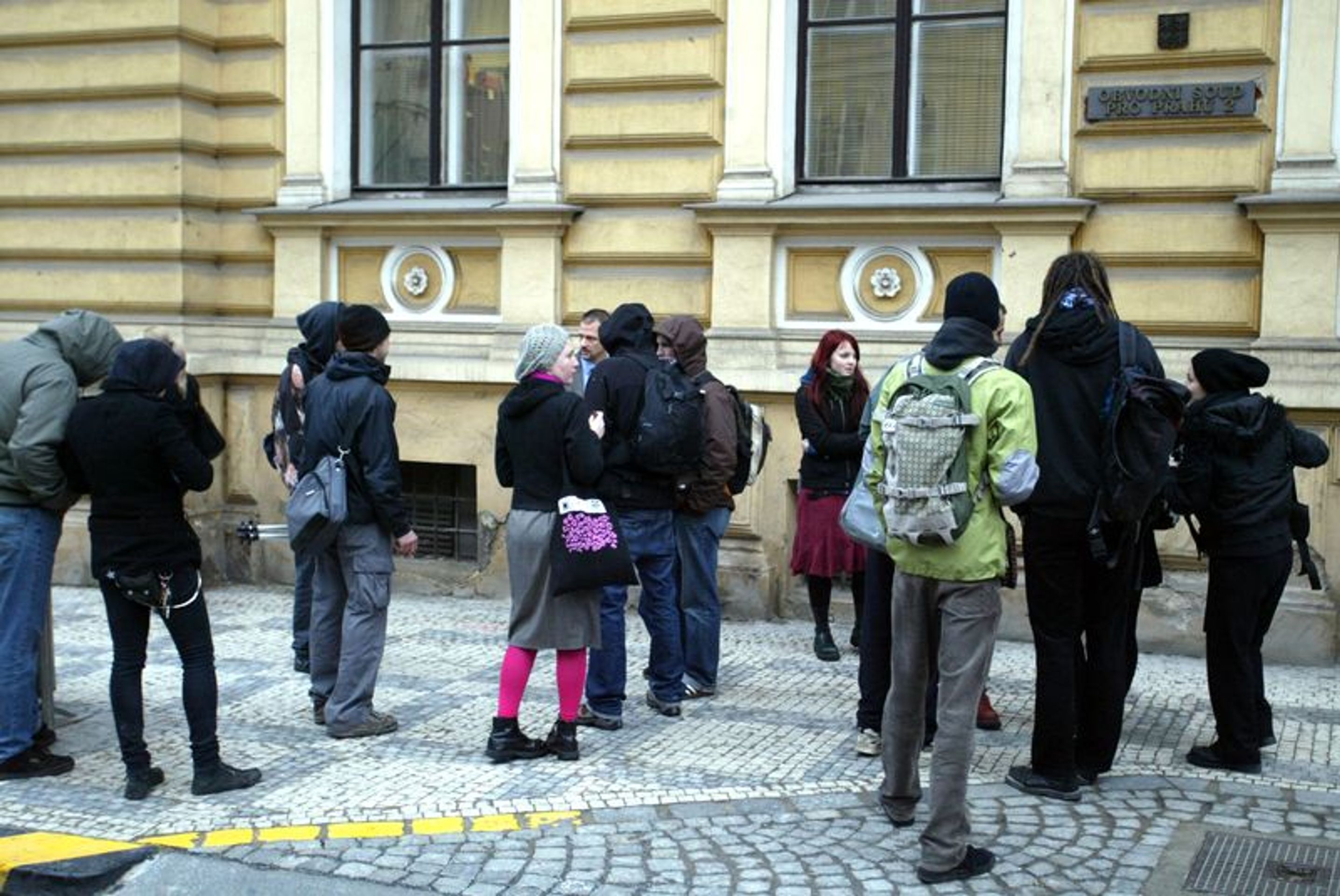 Squateři u soudu kvůli obsazení domu na Albertově-6 - GALERIE: Soud se squatery, kteří obsadili dům na Albertově (1/6)