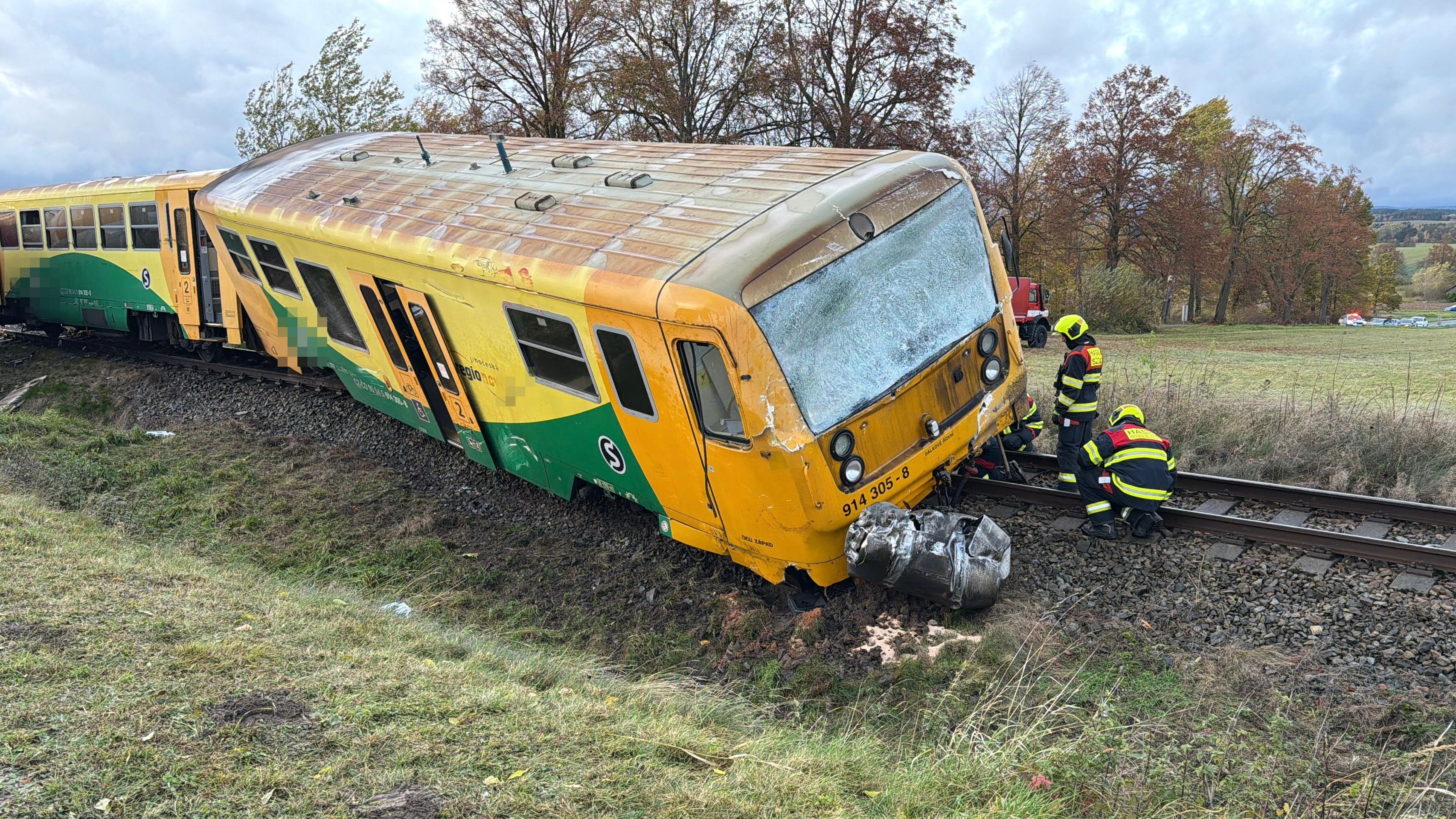Srážka vlaku s nákladním automobilem u Příbrami - Srážka vlaku s nákladním automobilem u Příbrami (14/23)