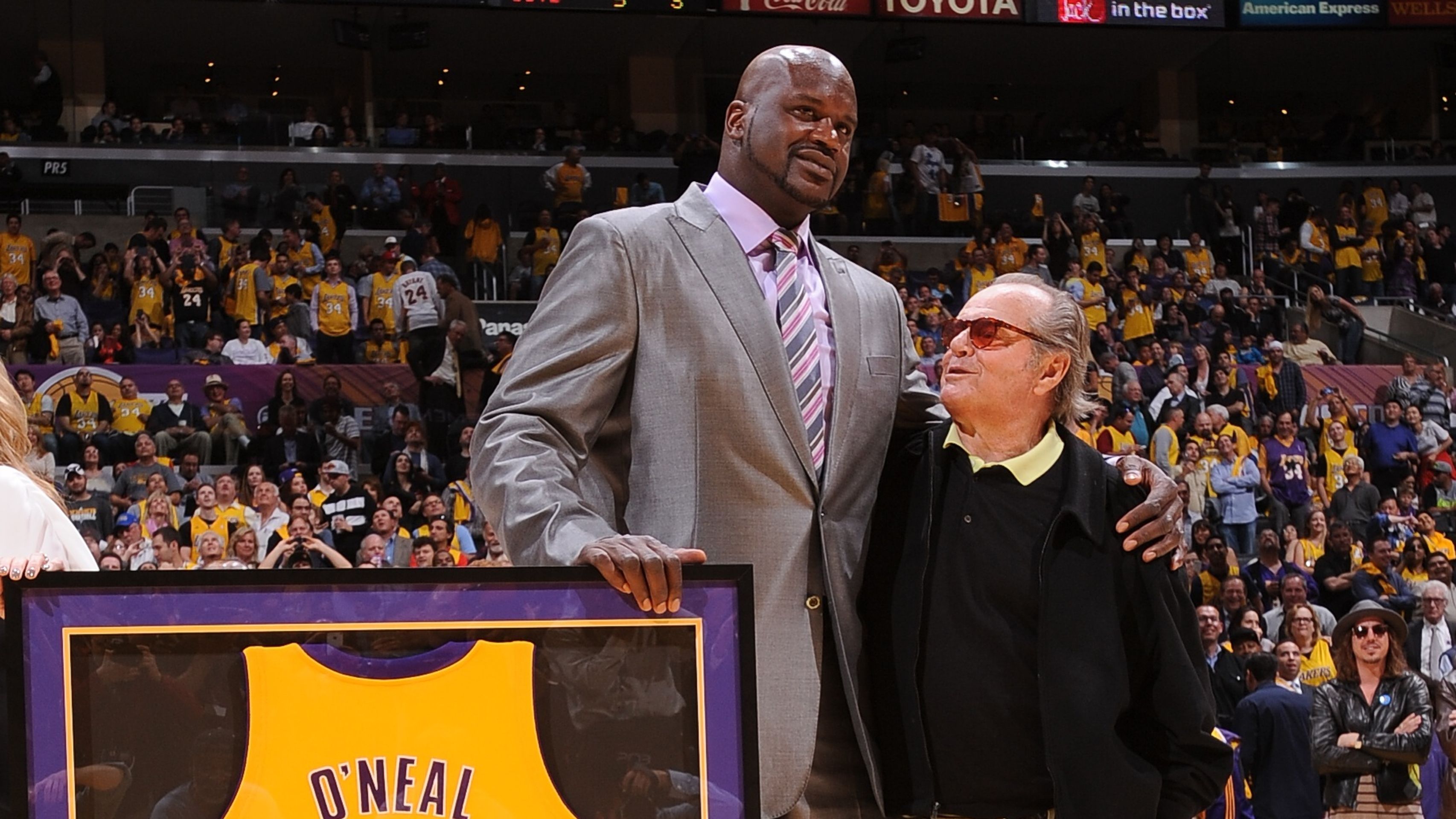 Shaquille O´Neal - vyřazení dresu - 5 - GALERIE: Lakers vyřadili dres Shaquilla O´Neala (4/8)