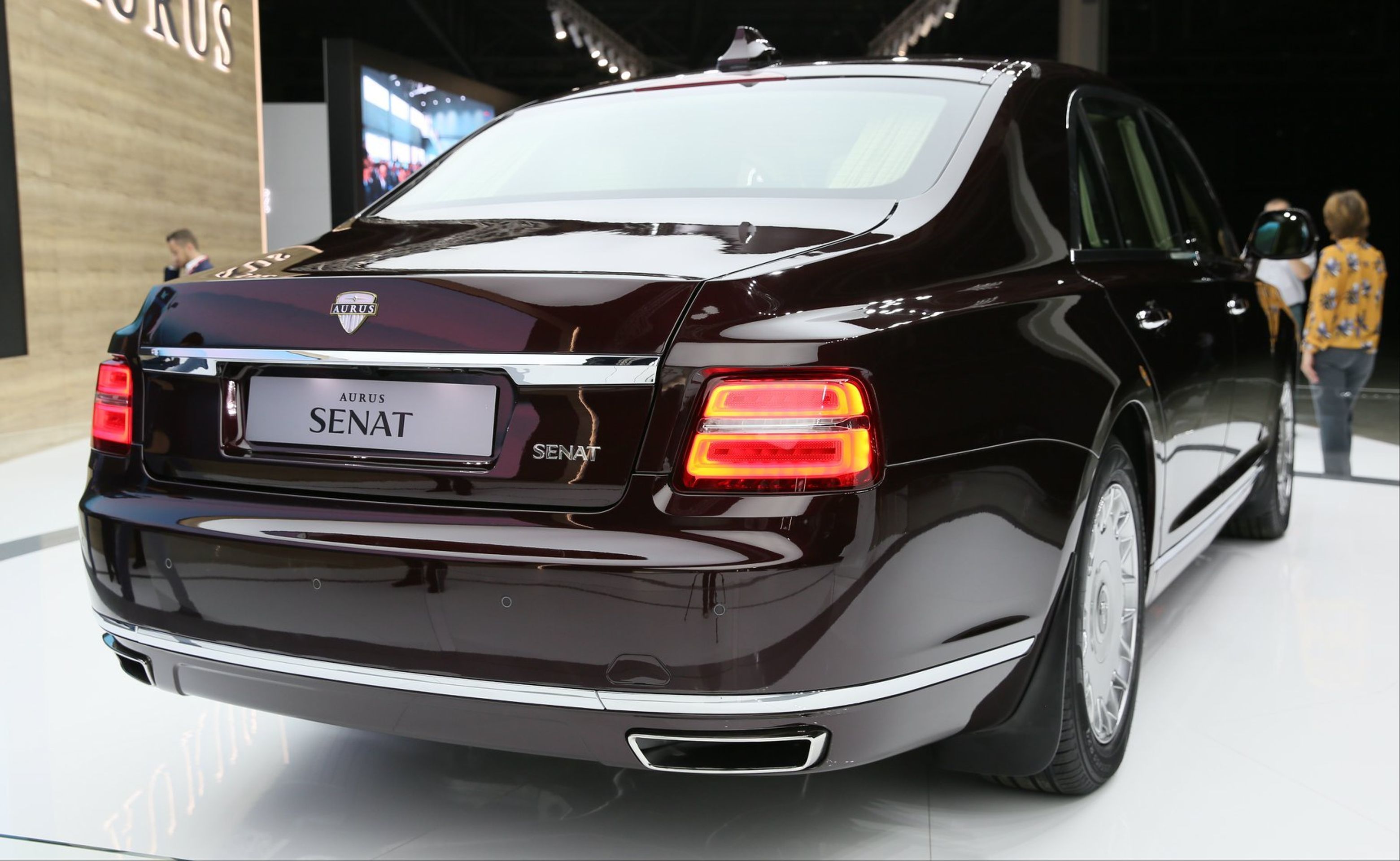 Ruský luxus - limuzína a sedan Aurus - 38 - Fotogalerie: Luxusní ruská monstra Aurus (21/27)