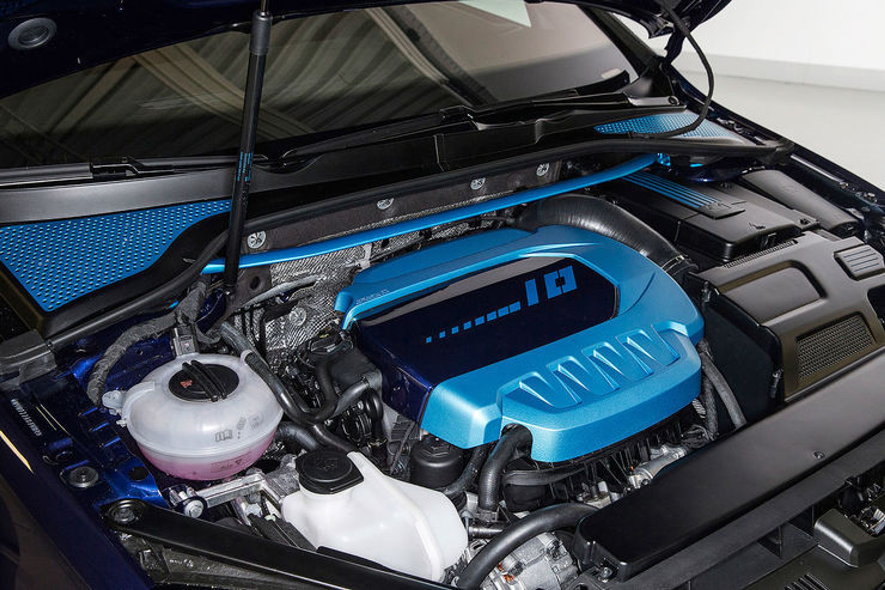 Golf - 33 - GALERIE: VW Golf GTI, speciální model pro Wörthersee (16/24)