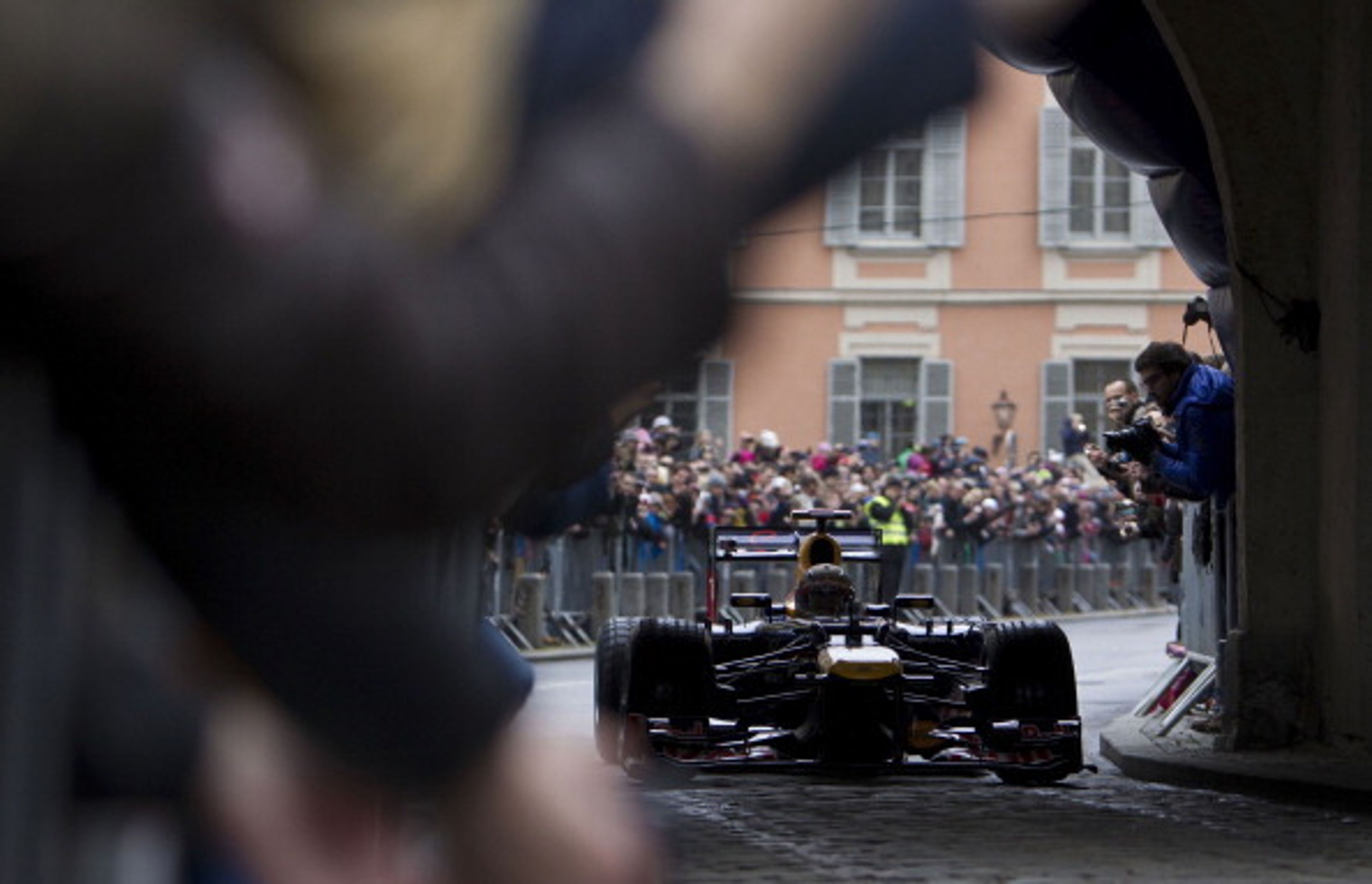 Vettel slaví v Grazu - 1 - GALERIE: Sebastian Vettel slaví titul v rakouském Grazu (6/7)