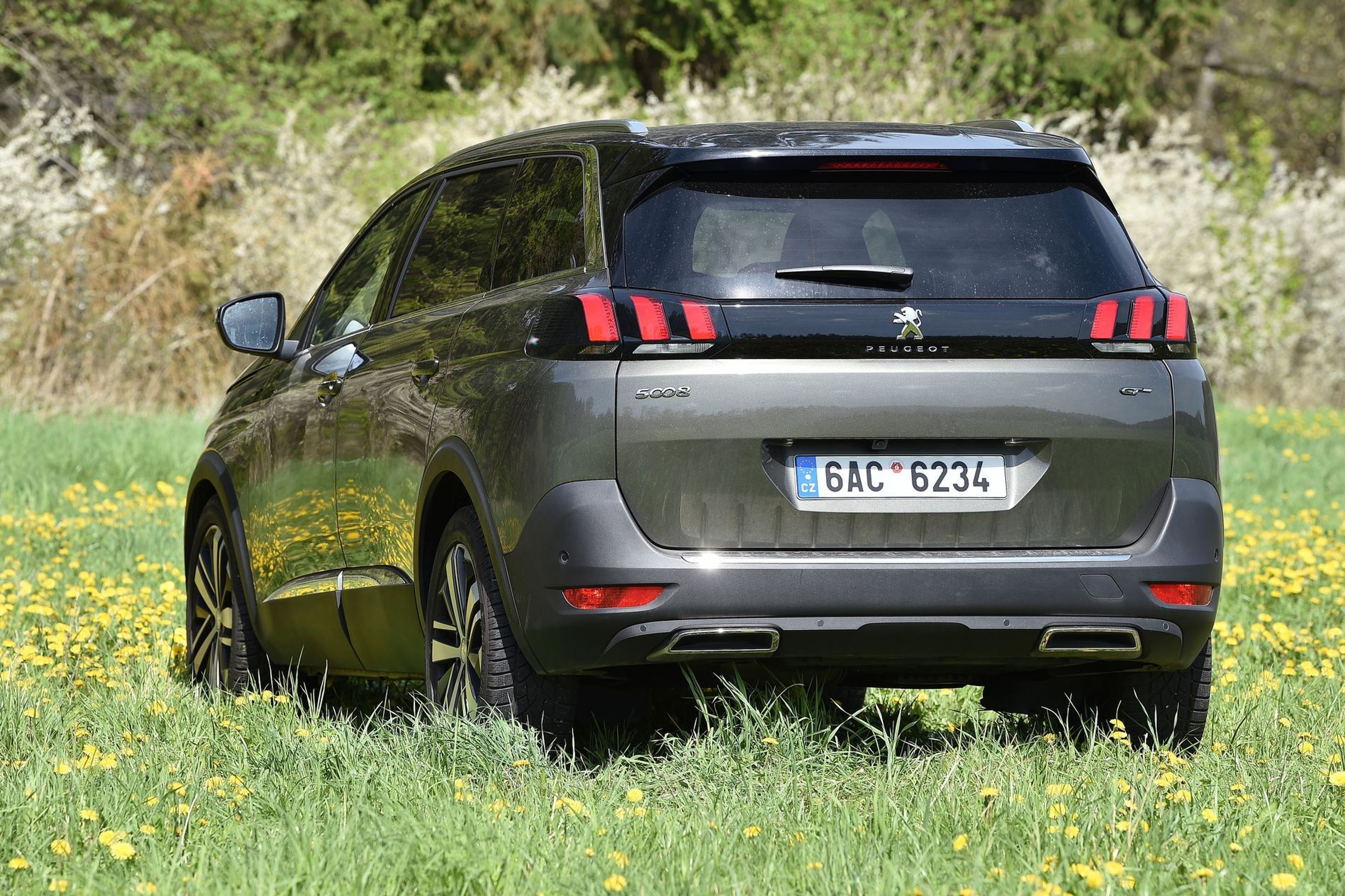 Peugeot 5008 - 2 - GALERIE: Peugeot 5008 (13/23)