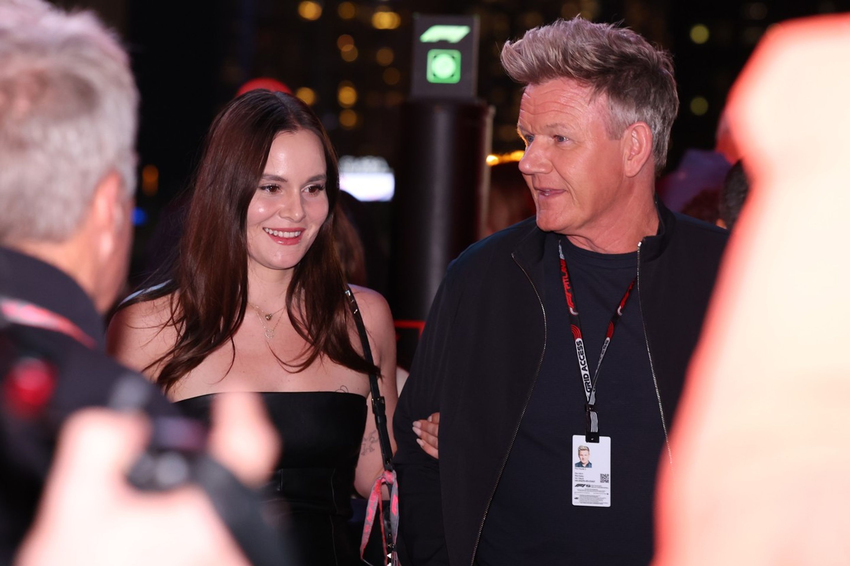 Slavný šéfkuchař Gordon Ramsay se svou dcerou - Hvězdy na závodě F1 v Las Vegas (6/12)