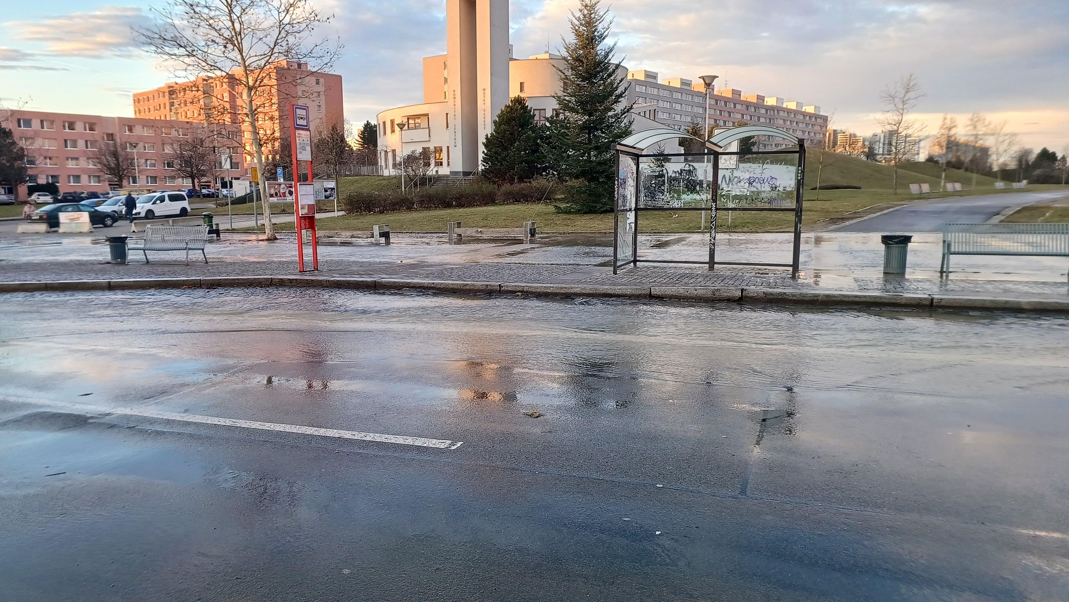 Zaplavená ulice U Modré školy - Zaplavená ulice U Modré školy (4/10)