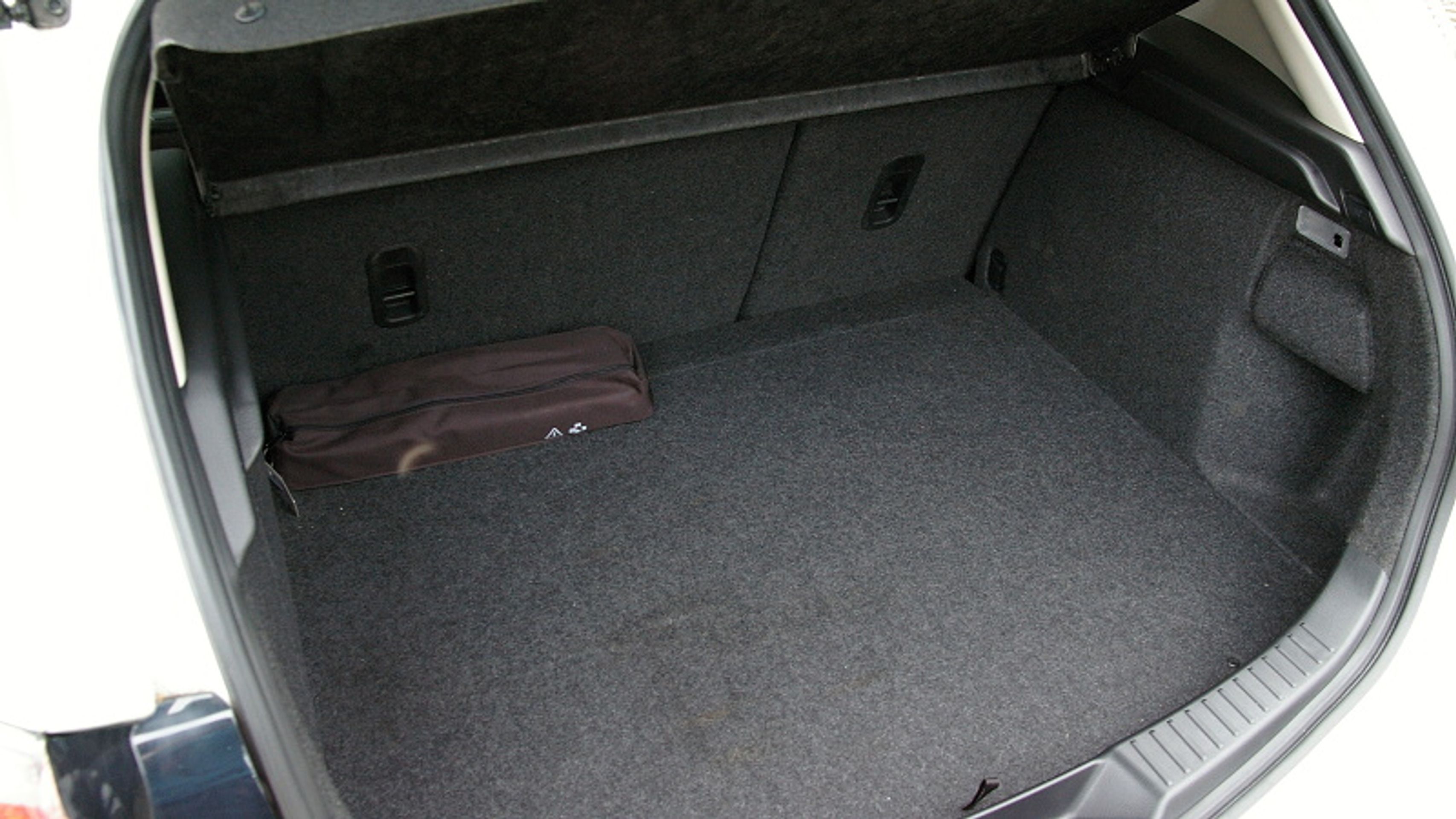 Mazda 3 i-Stop - 7 - GALERIE Mazda 3 i-Stop (7/8)